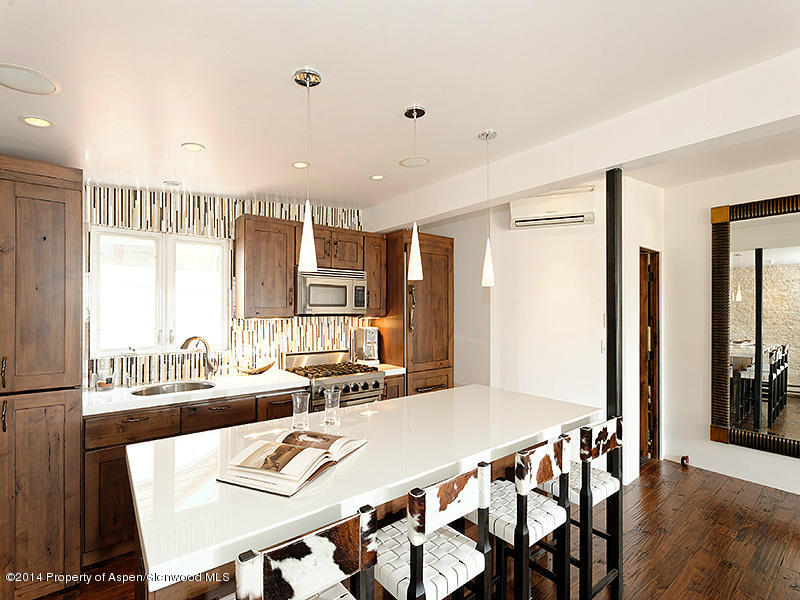 805 E Cooper #10 Property Photo 4