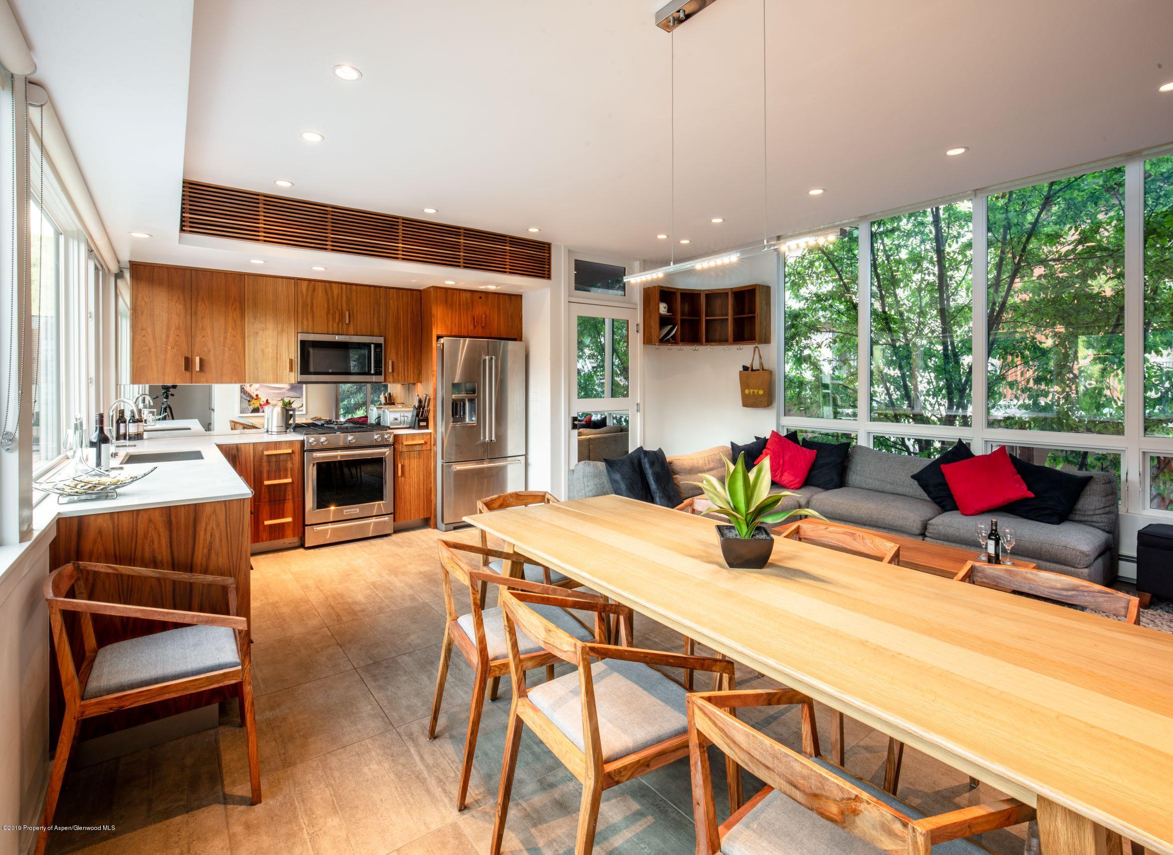 623 S Monarch Street Unit: A Property Photo 1