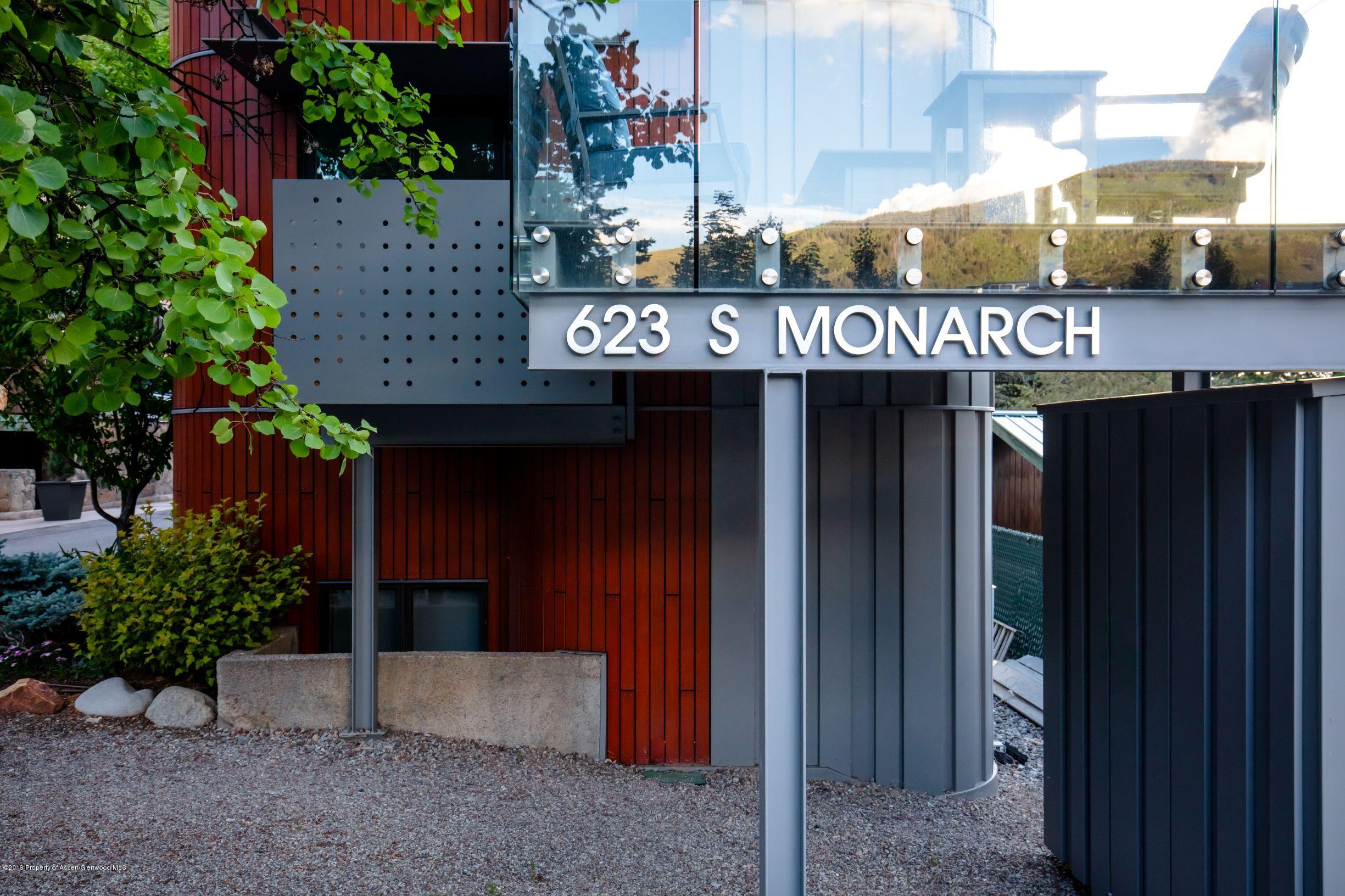 623 S Monarch Street Unit: A Property Photo 4