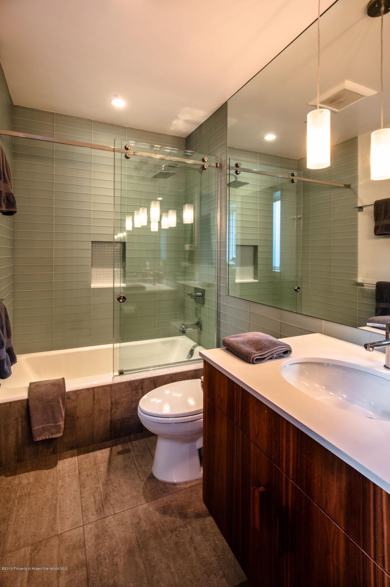 623 S Monarch Street Unit: A Property Photo 20