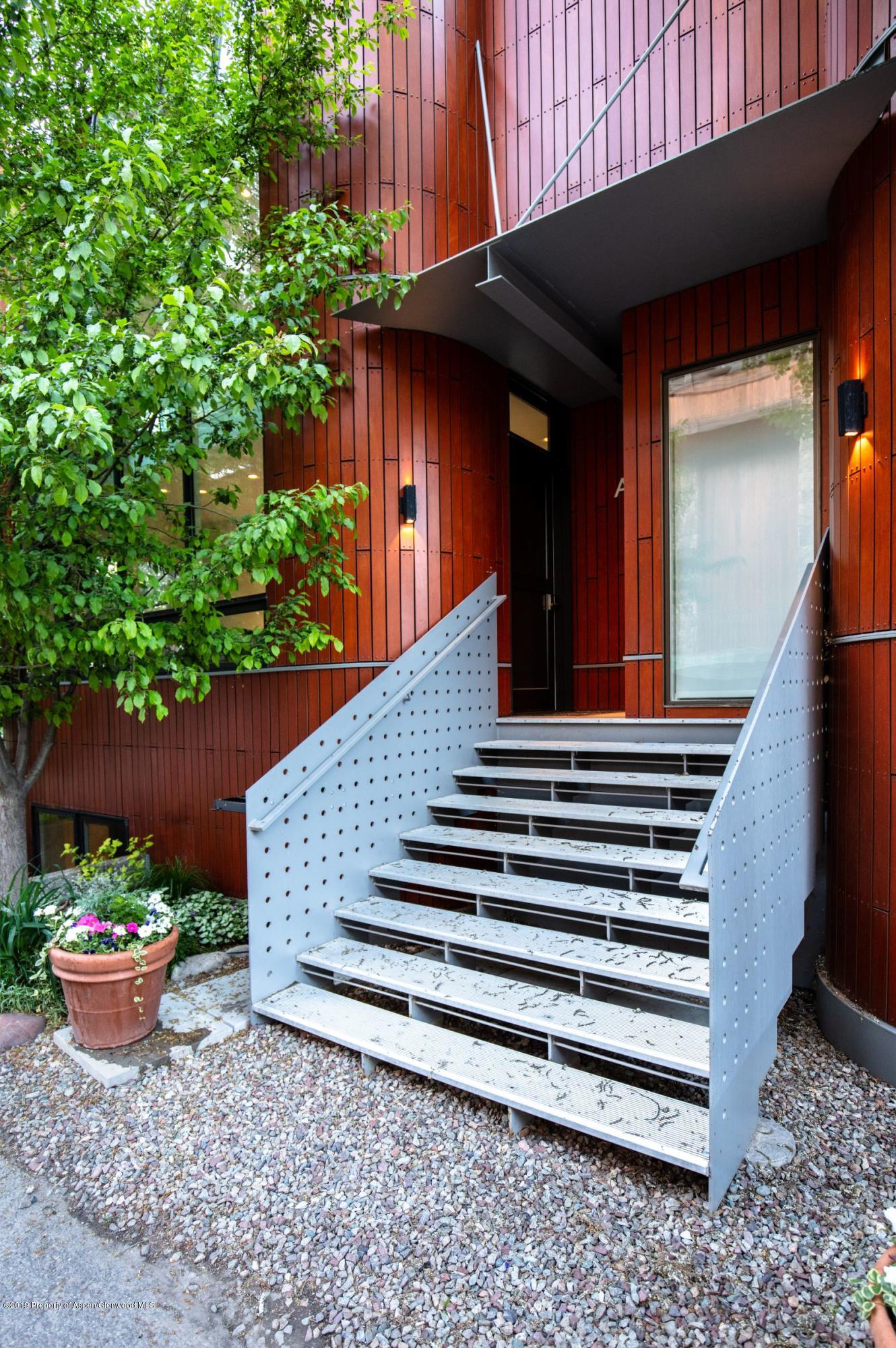 623 S Monarch Street Unit: A Property Photo 21