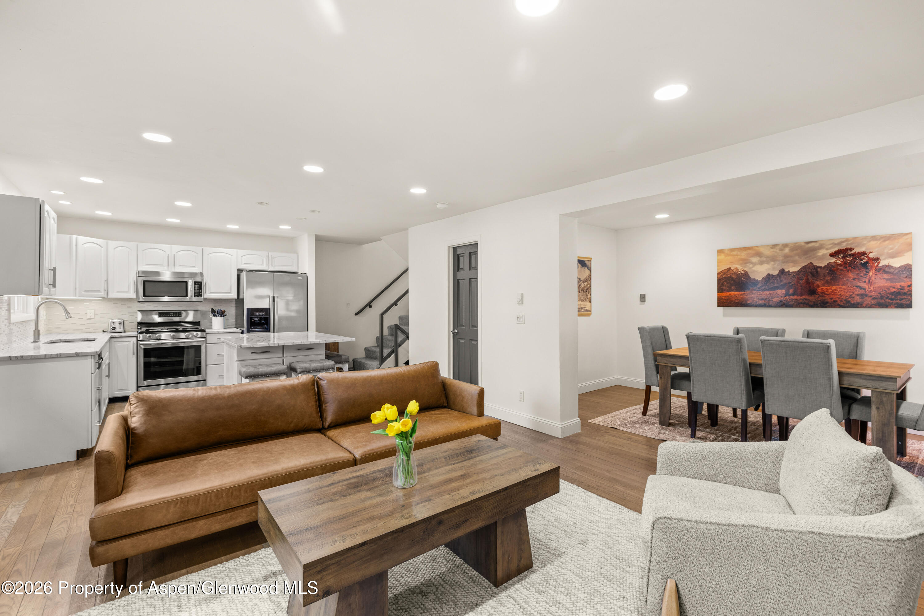152588 Property Photo 5