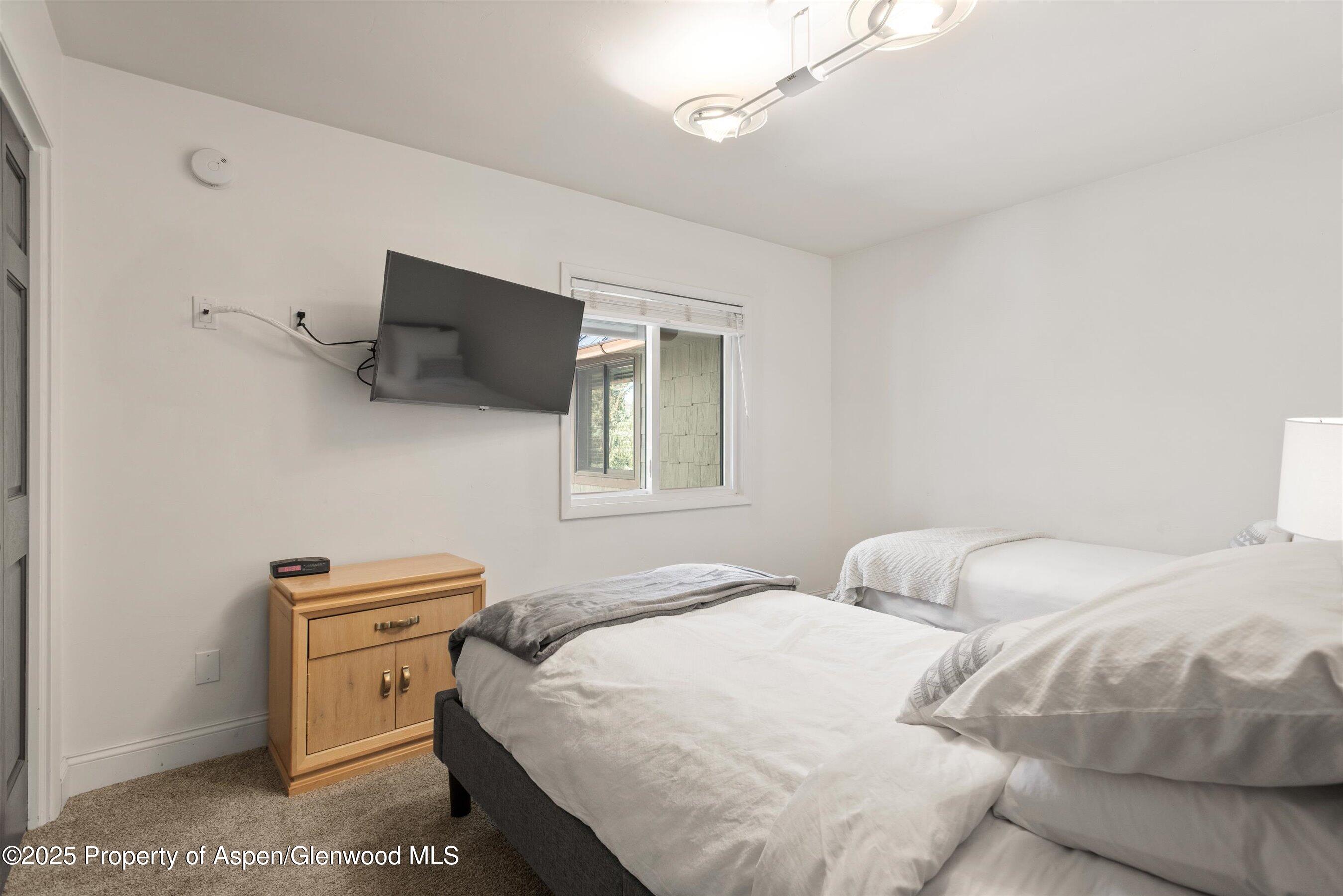 152588 Property Photo 14