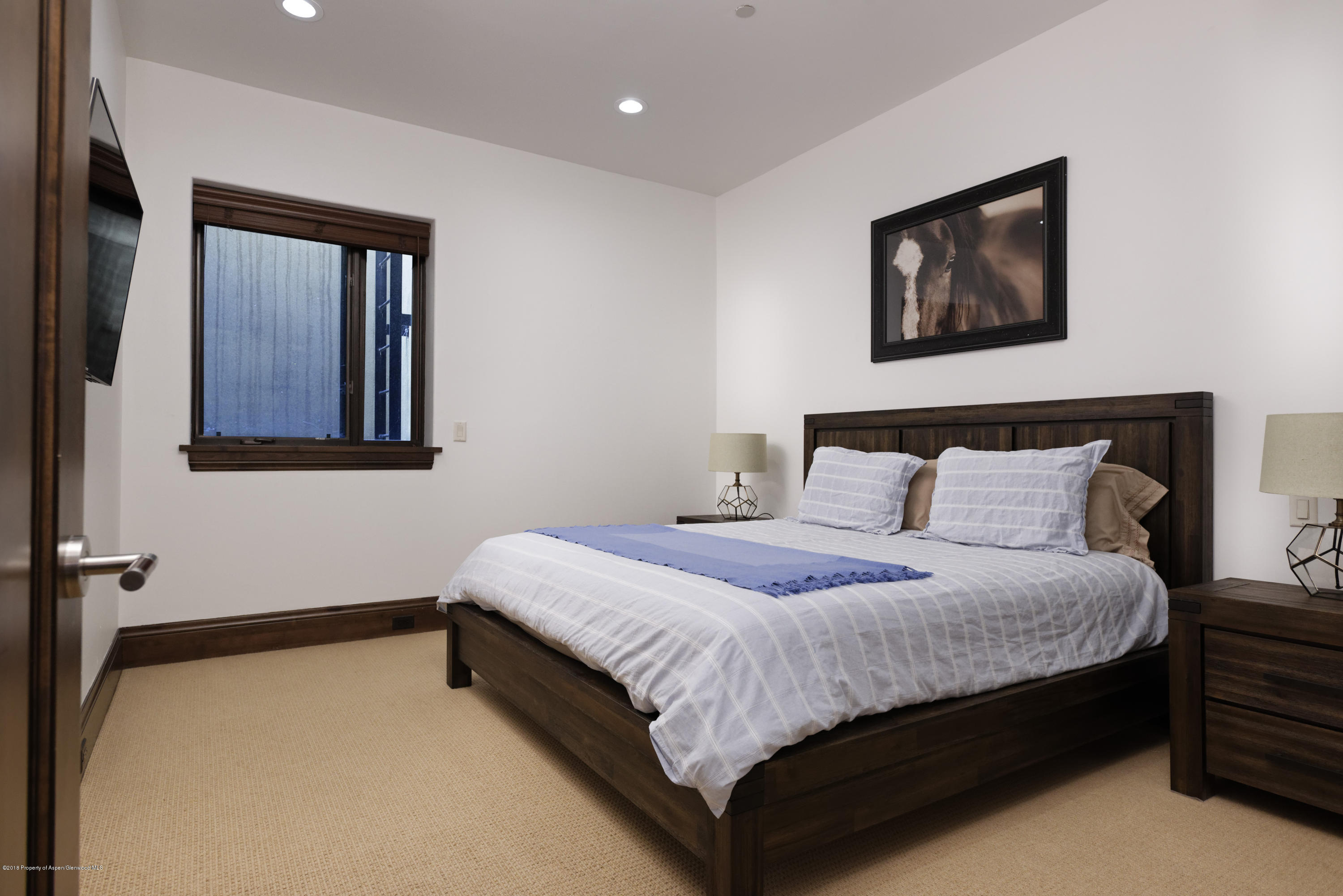 566 Race Street Property Photo 11