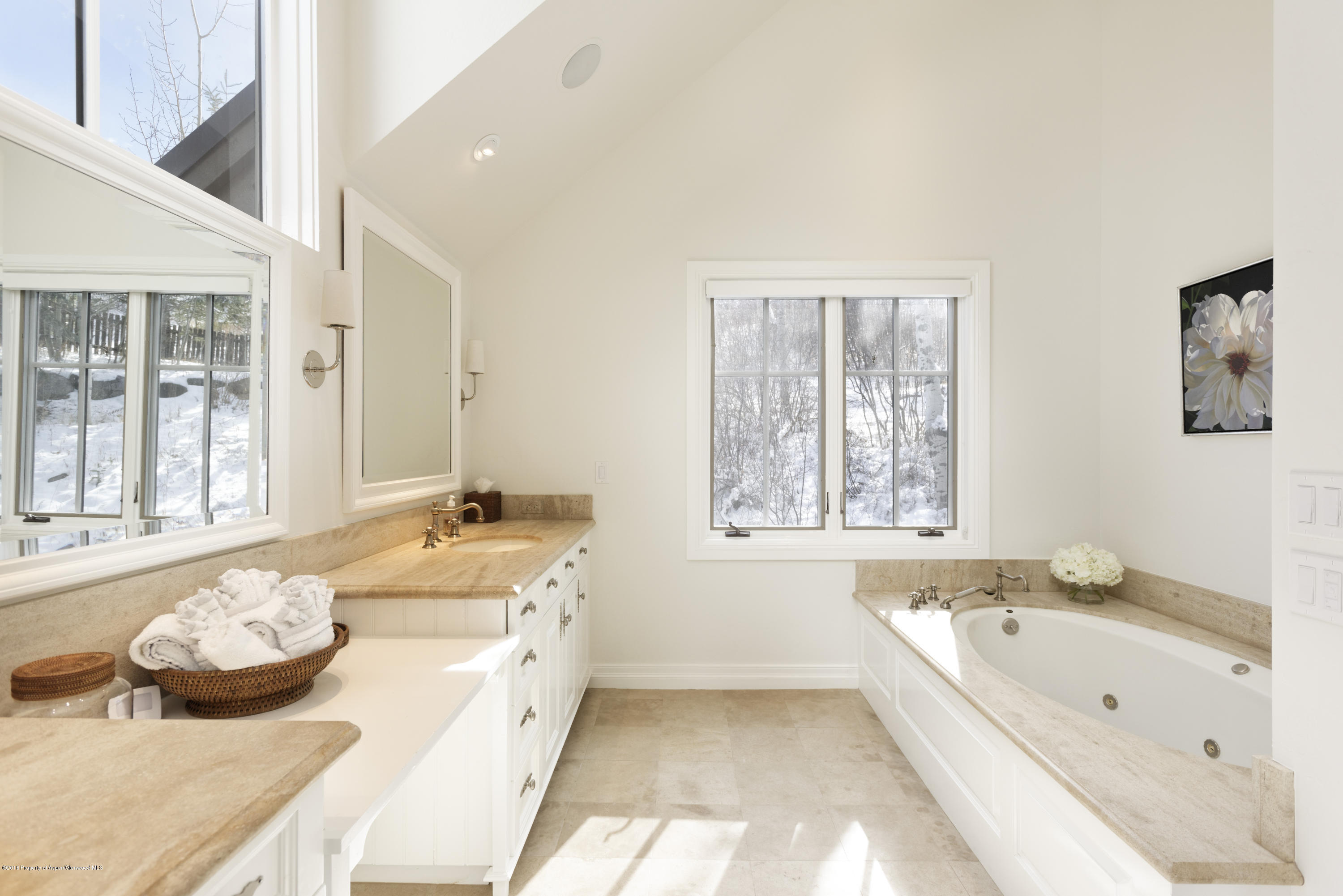 1205 Tiehack Road Property Photo 11