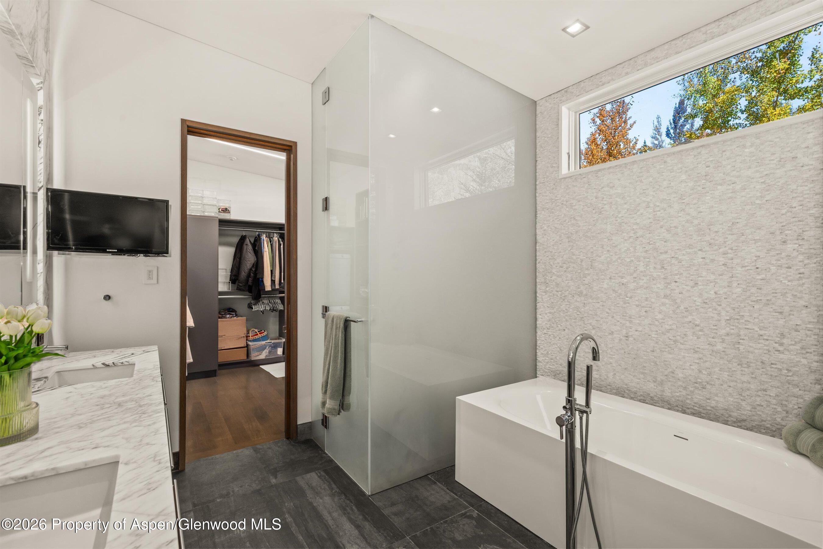 79 Winter Way Property Photo 12