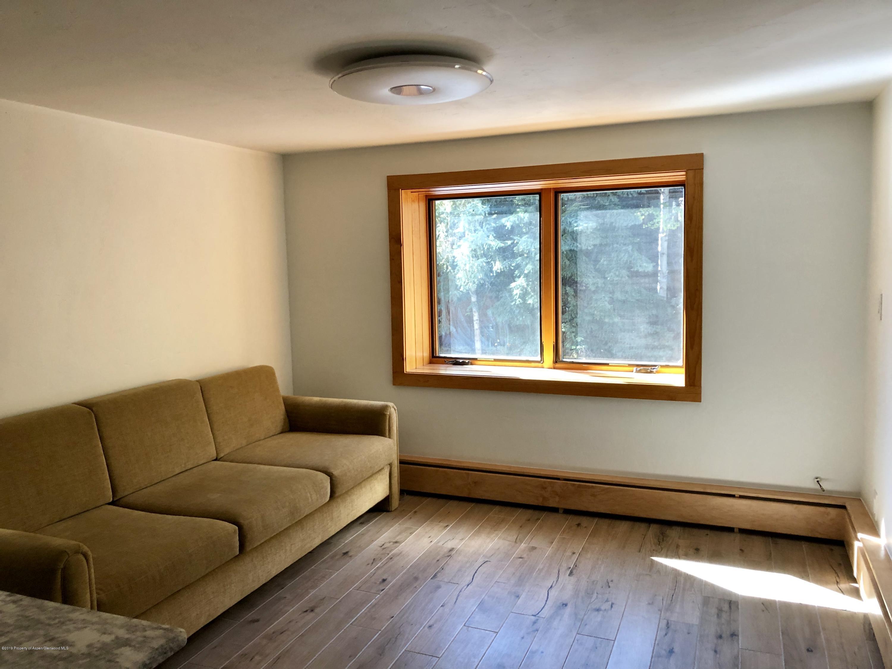 119 E Cooper Avenue 18 Property Photo 3