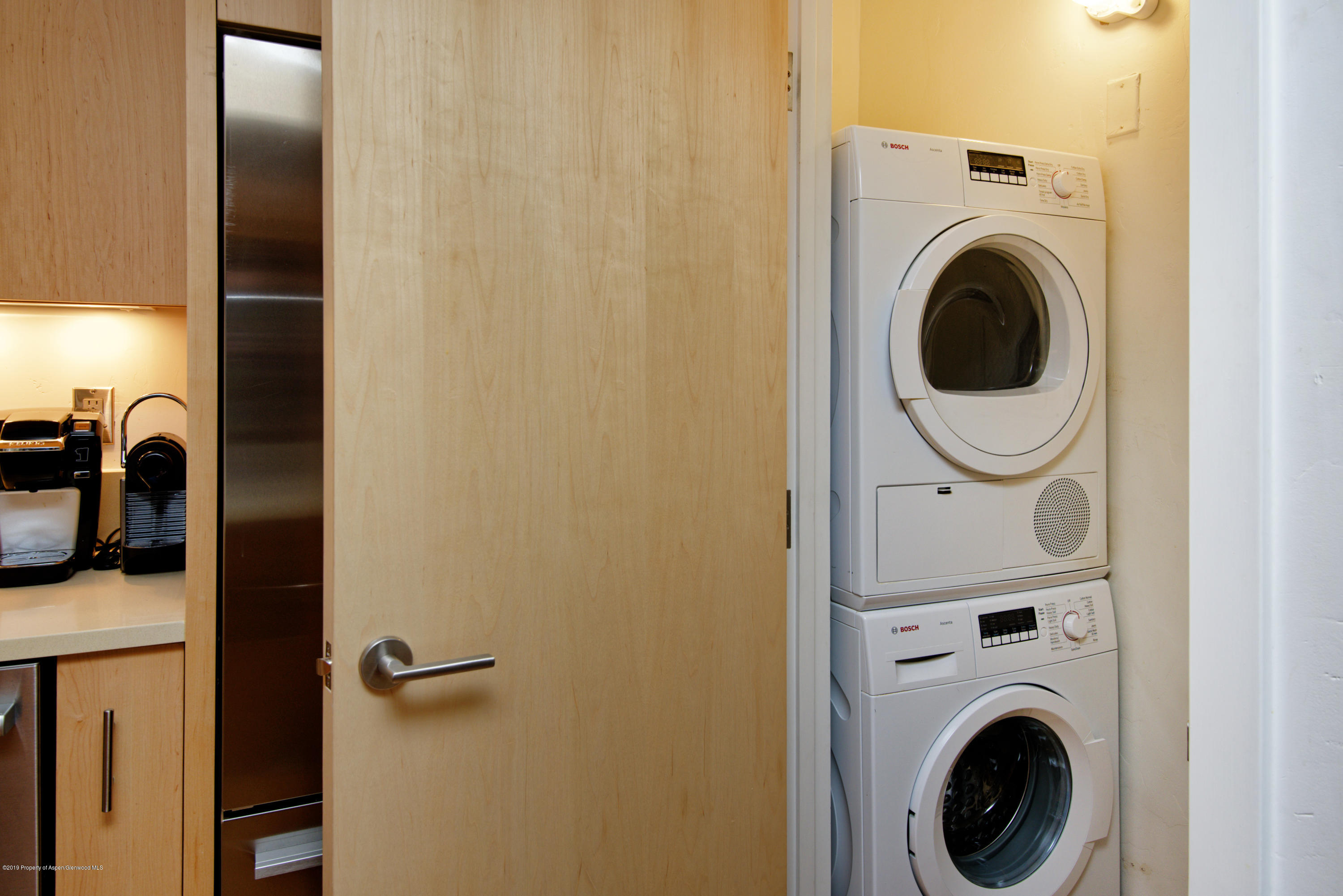 1034 E Cooper Avenue 5-a Property Photo 5