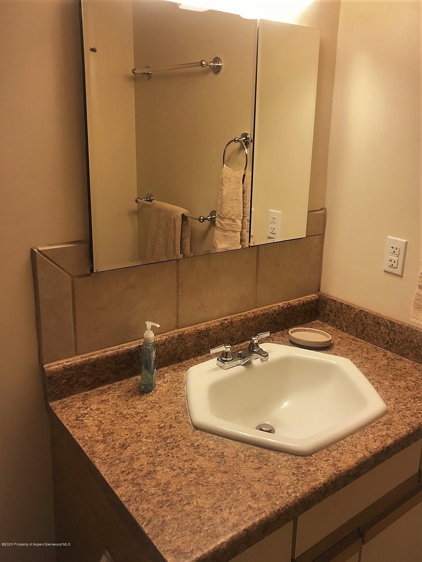 630 E Cooper Avenue 5 Property Photo 8