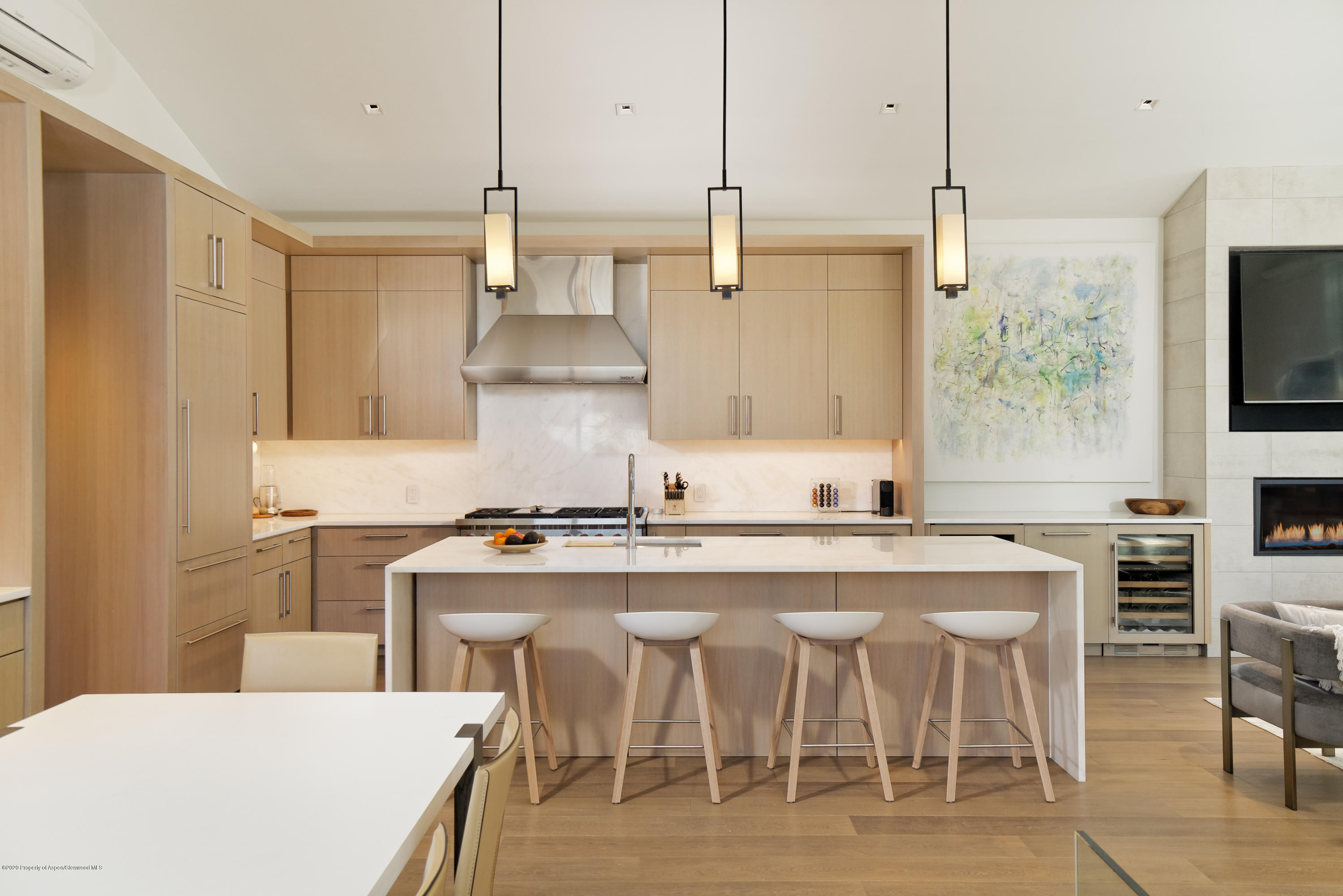 100 Park Avenue Property Photo 7
