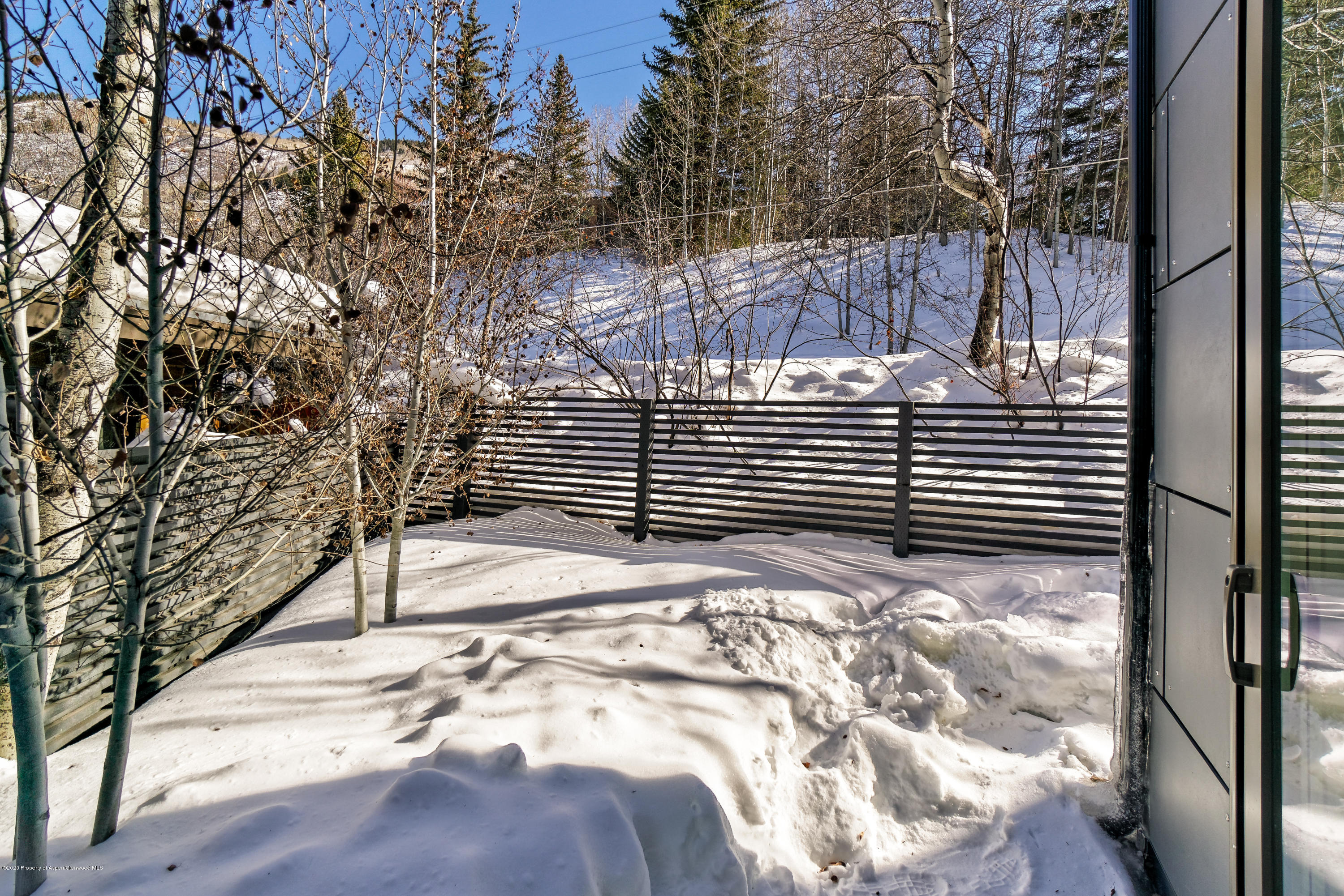 100 Park Avenue Property Photo 30