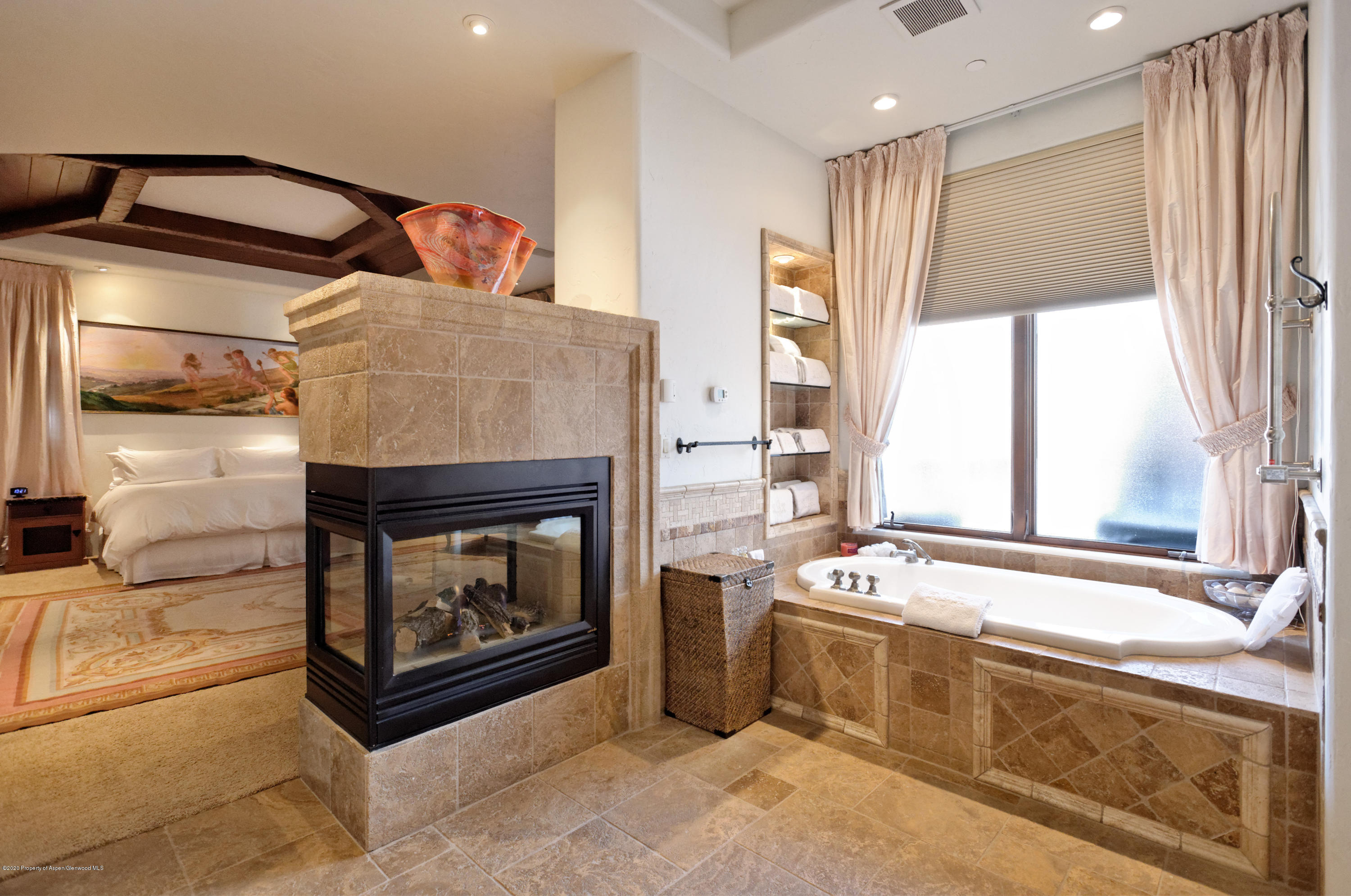 163573 Property Photo 4