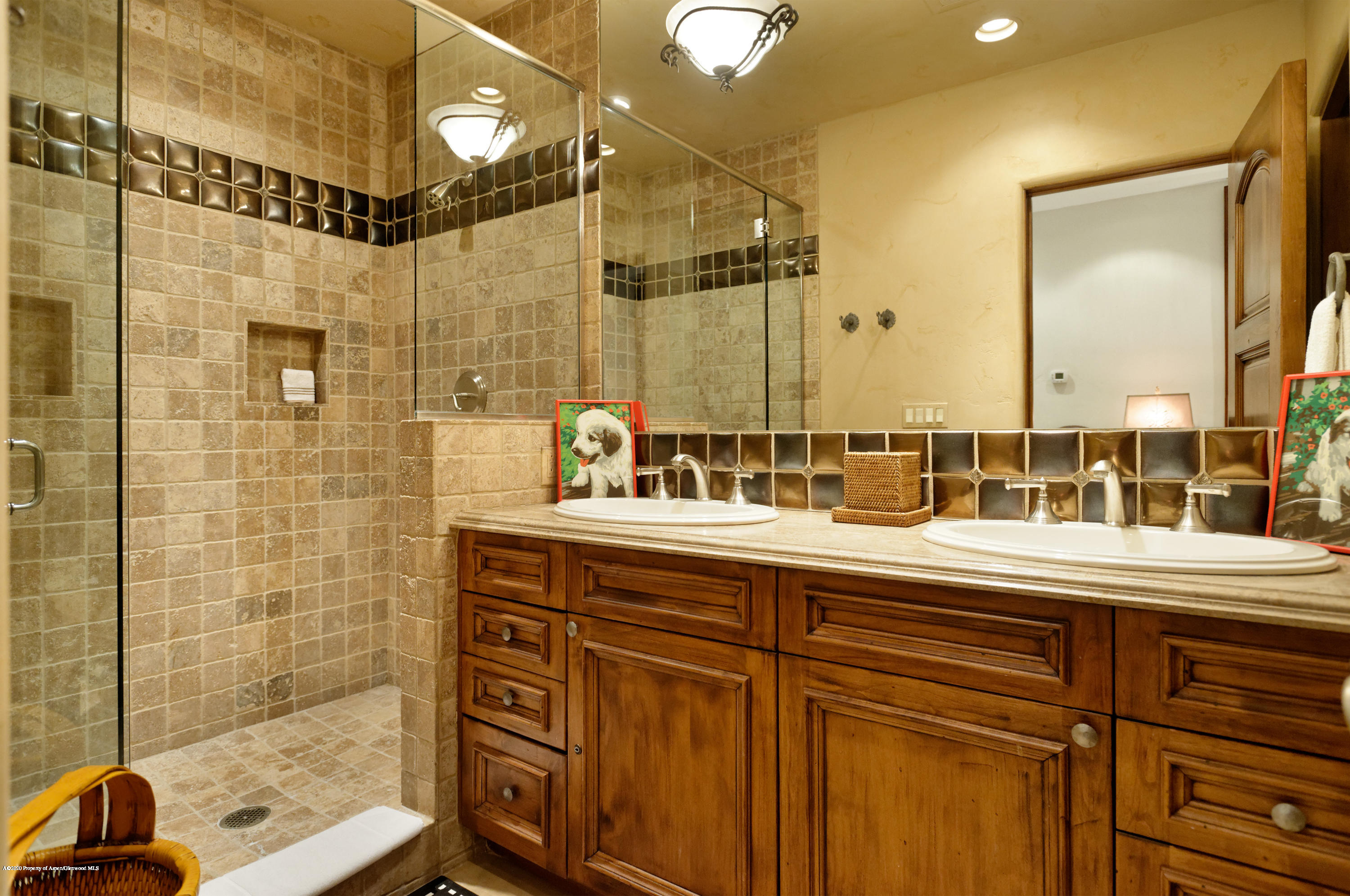 163573 Property Photo 16