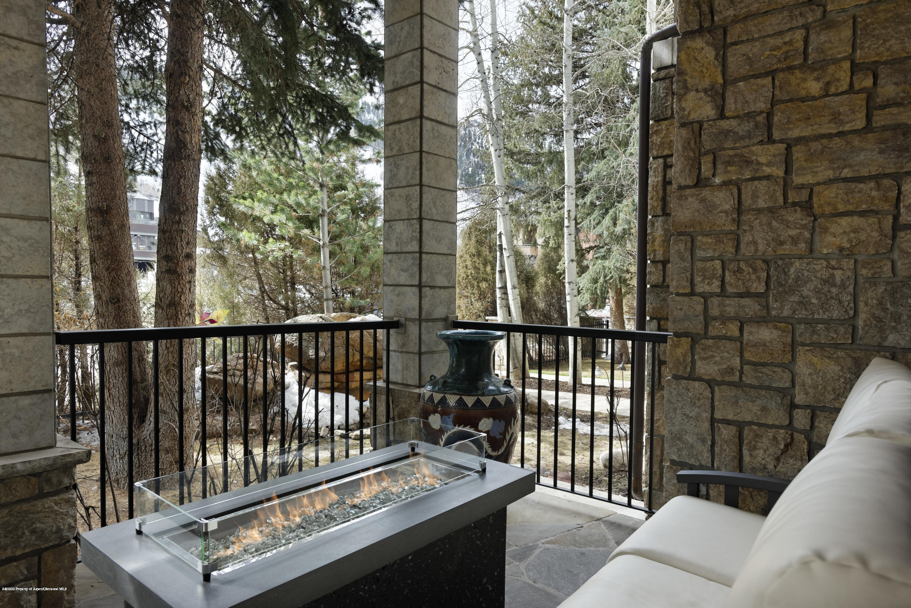 163573 Property Photo 17