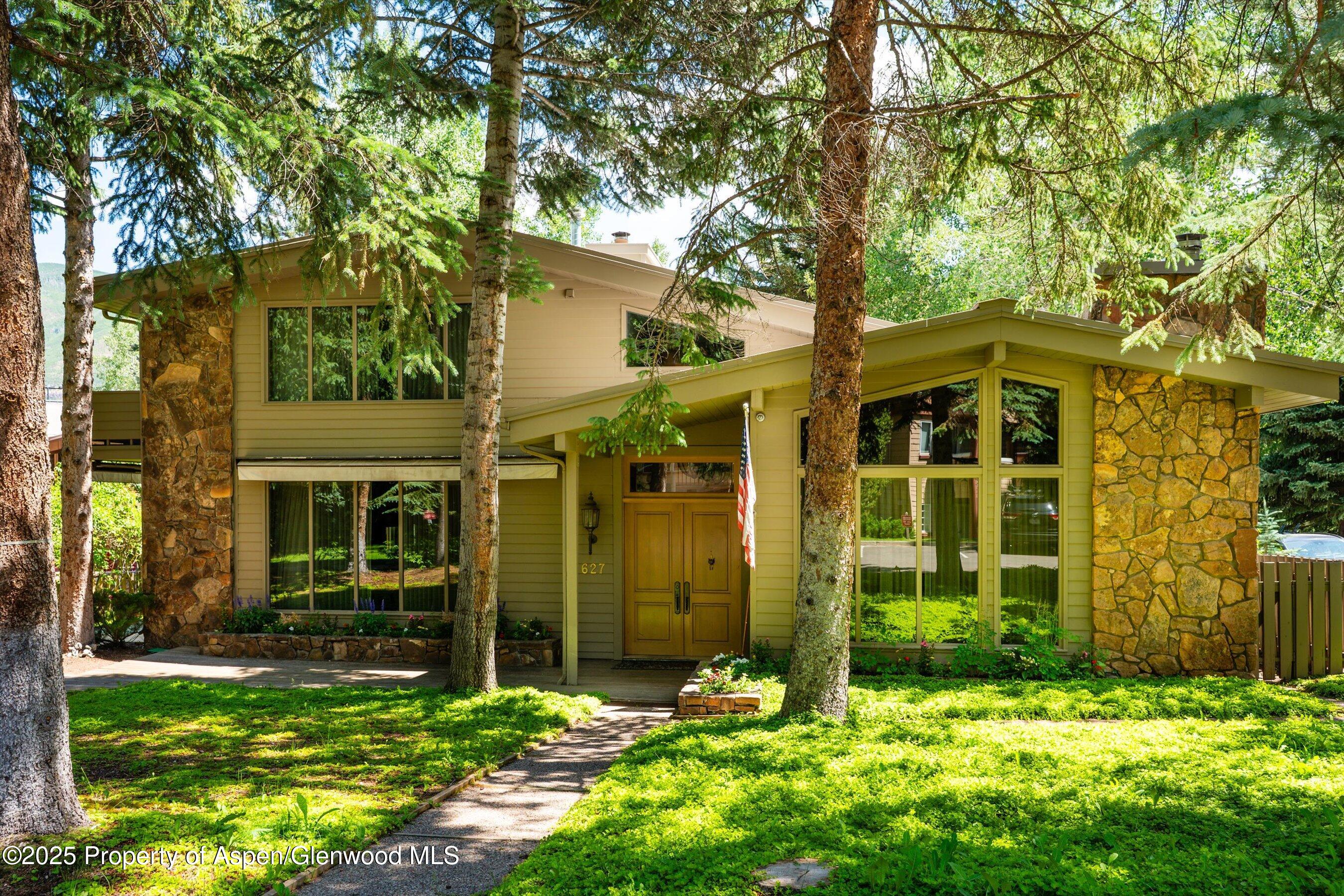 627 S Original Street Property Photo 28