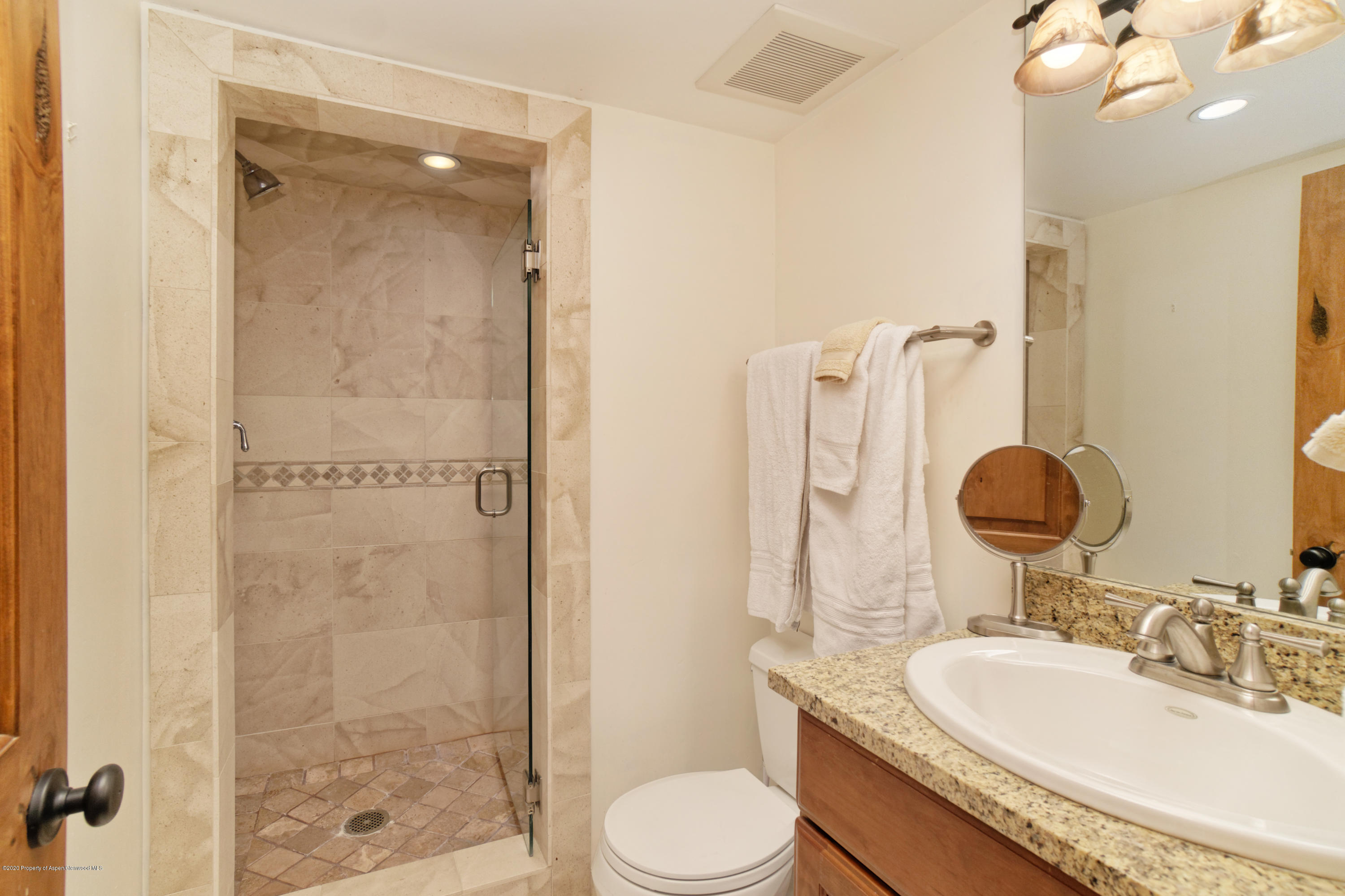630 E Cooper Avenue 1 Property Photo 8
