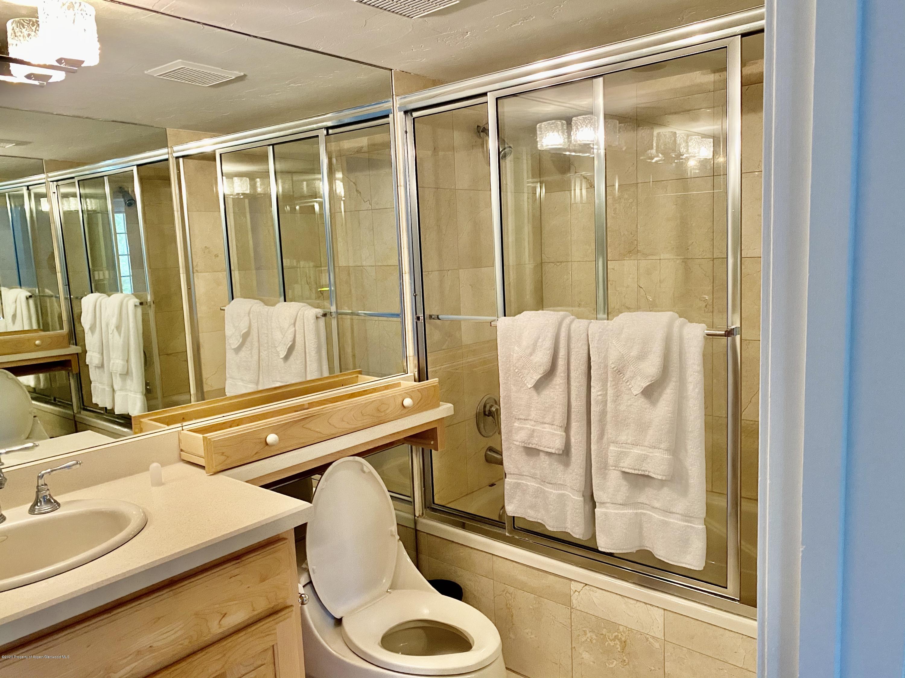 630 E Cooper Avenue 18 Property Photo 8