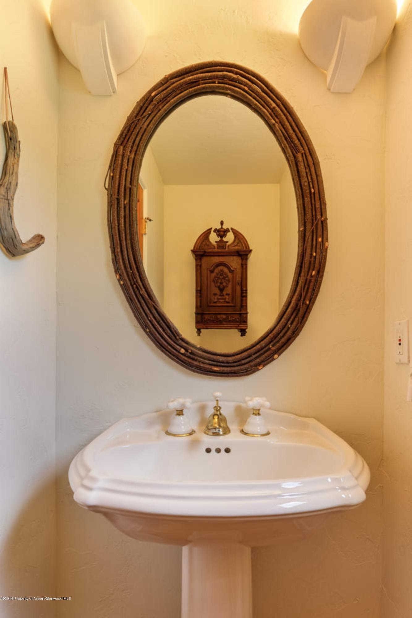 1109 Waters Avenue Property Photo 7