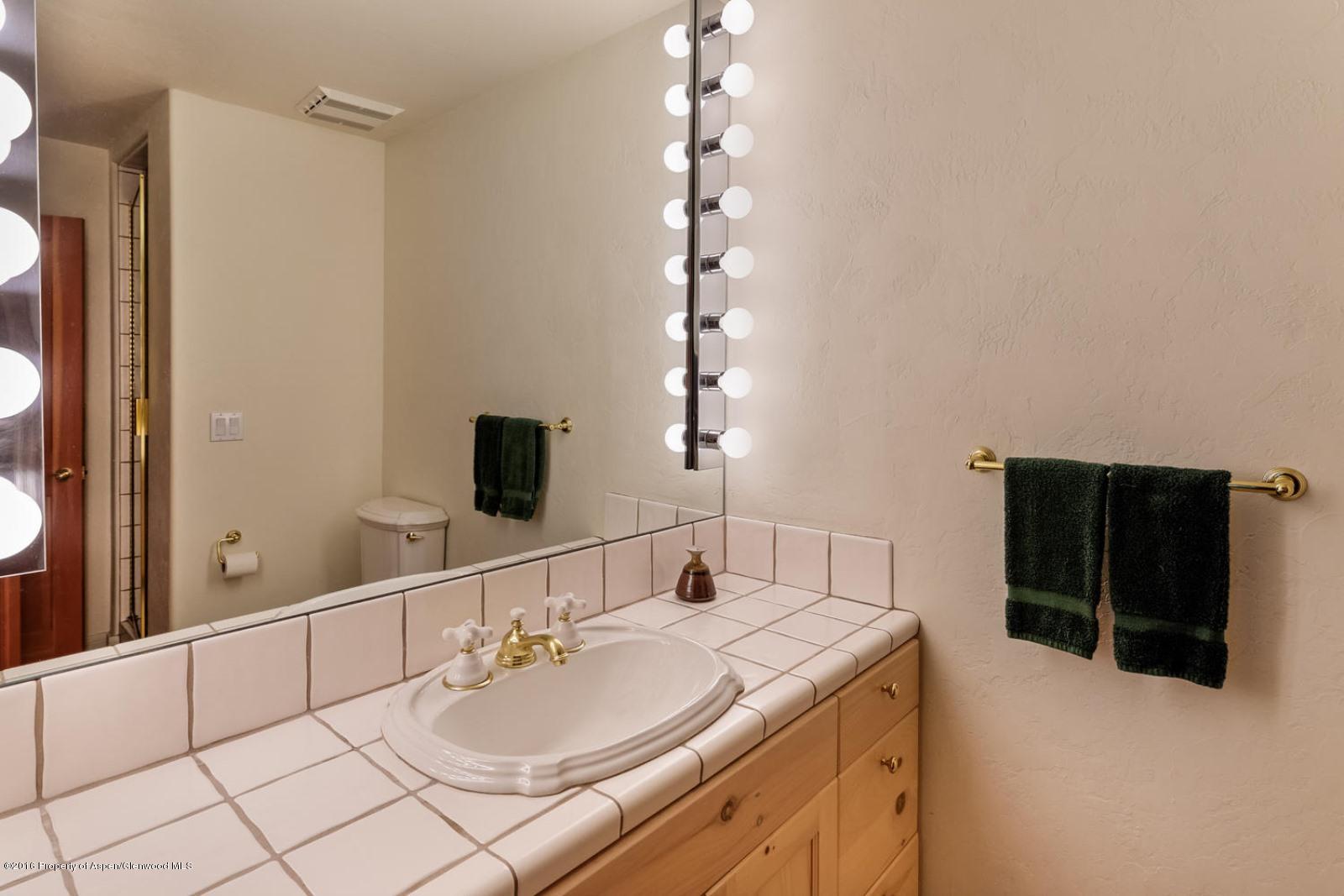 1109 Waters Avenue Property Photo 12