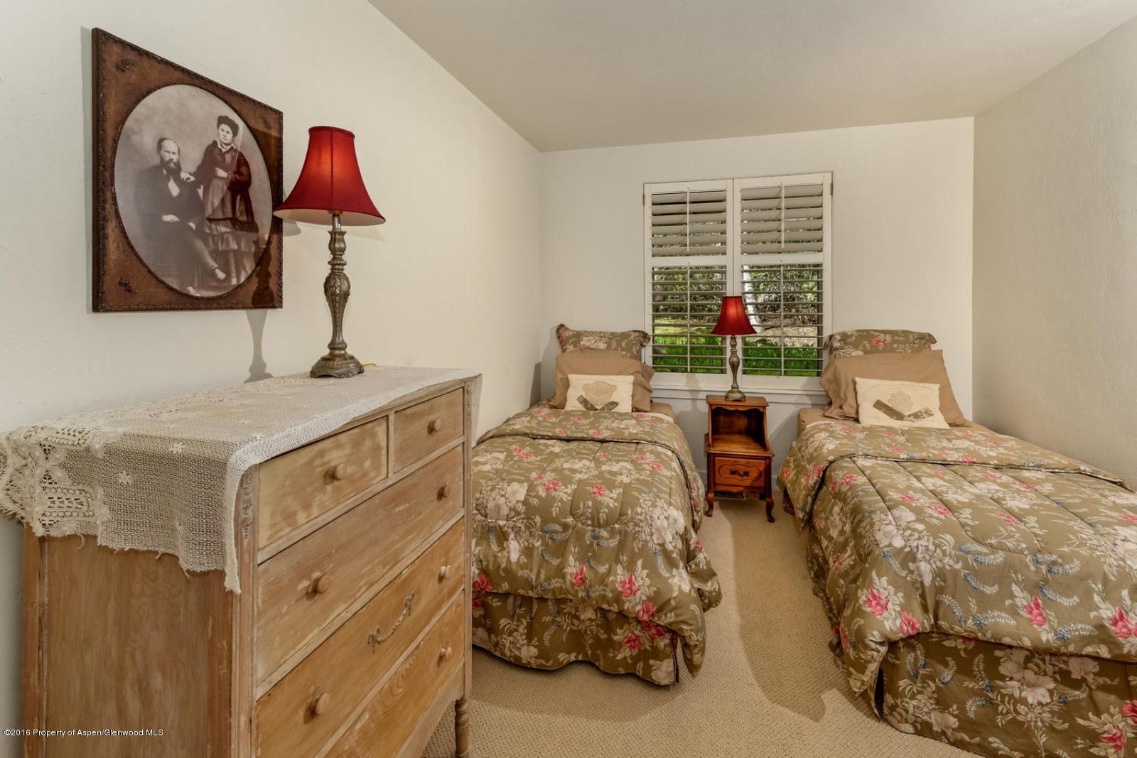 1109 Waters Avenue Property Photo 13