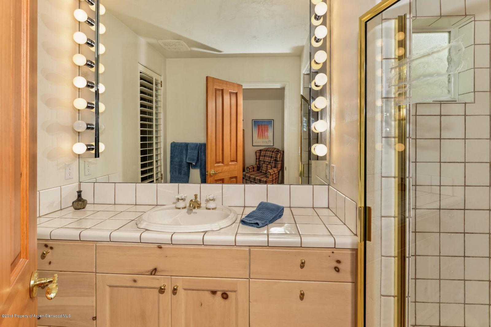 1109 Waters Avenue Property Photo 14