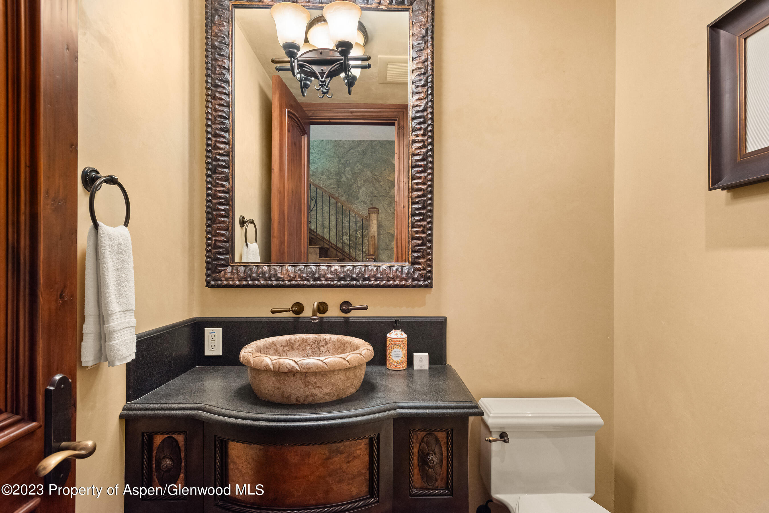 81 Thunderbowl Lane Property Photo 15