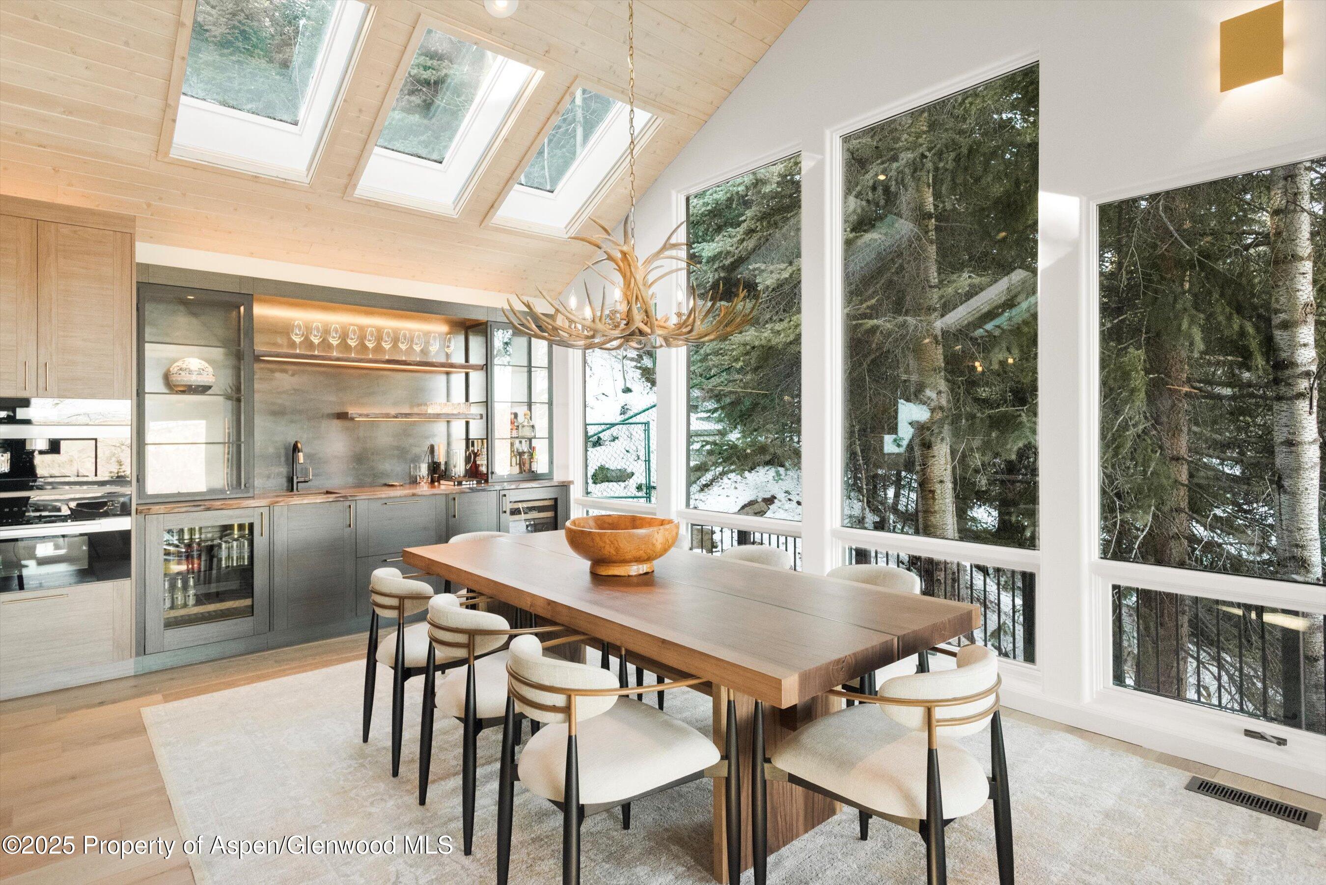18 Edgewood Lane Property Photo 10