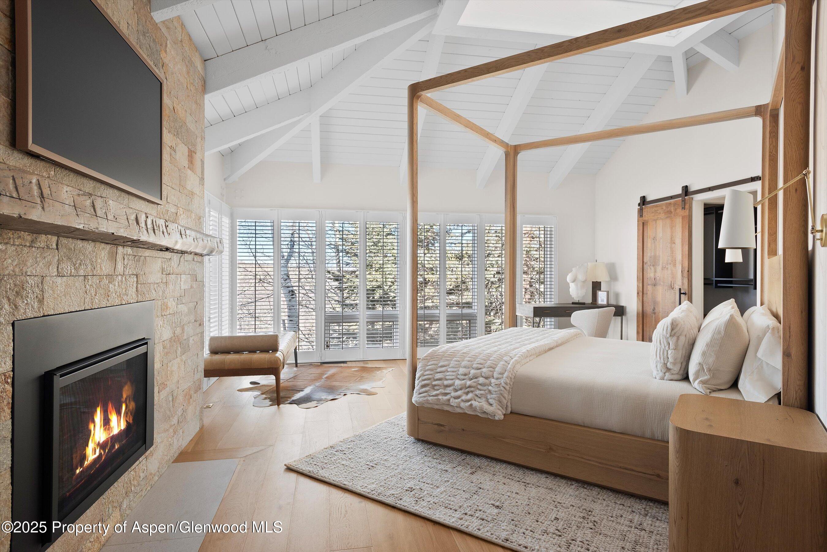 18 Edgewood Lane Property Photo 17