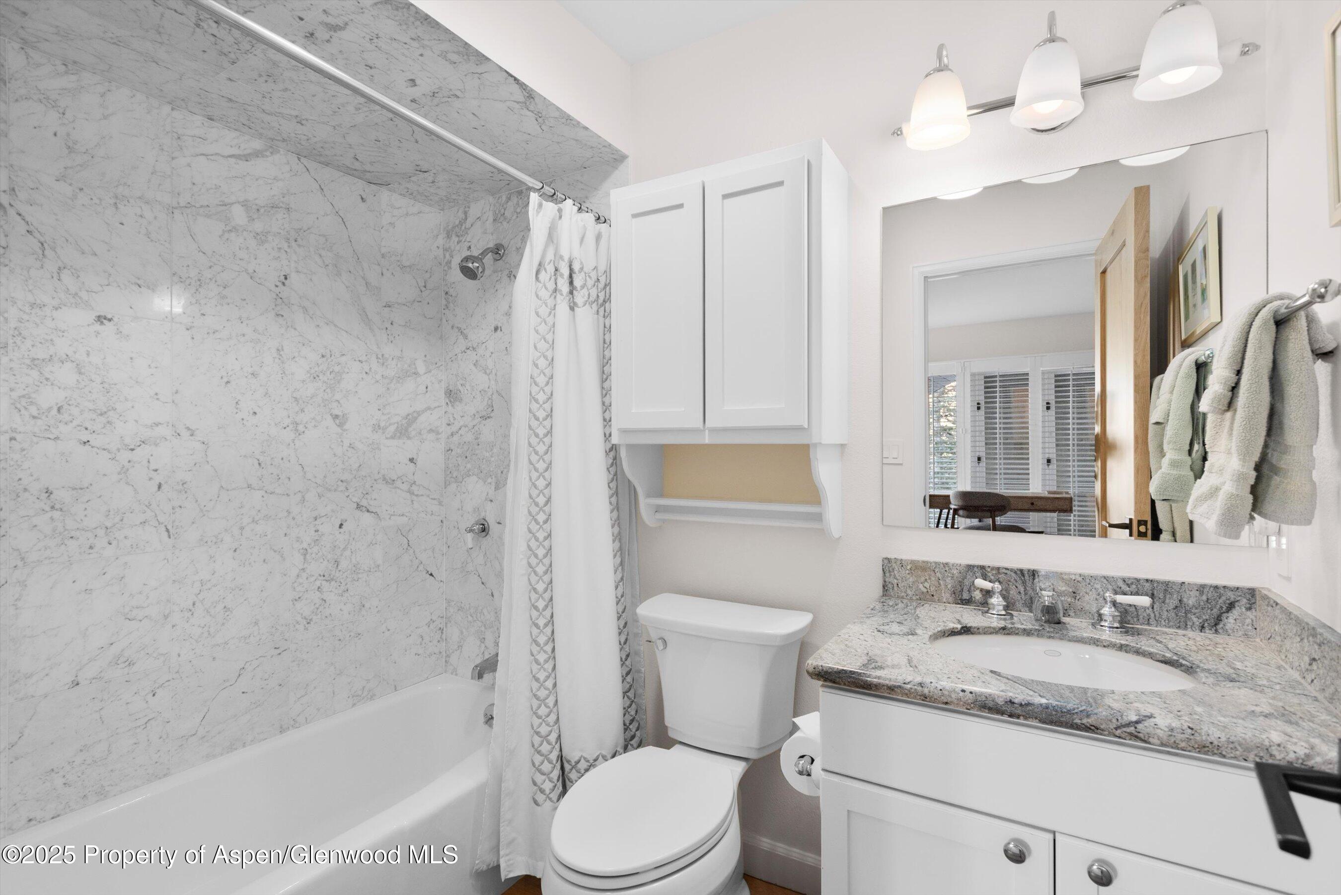 18 Edgewood Lane Property Photo 24