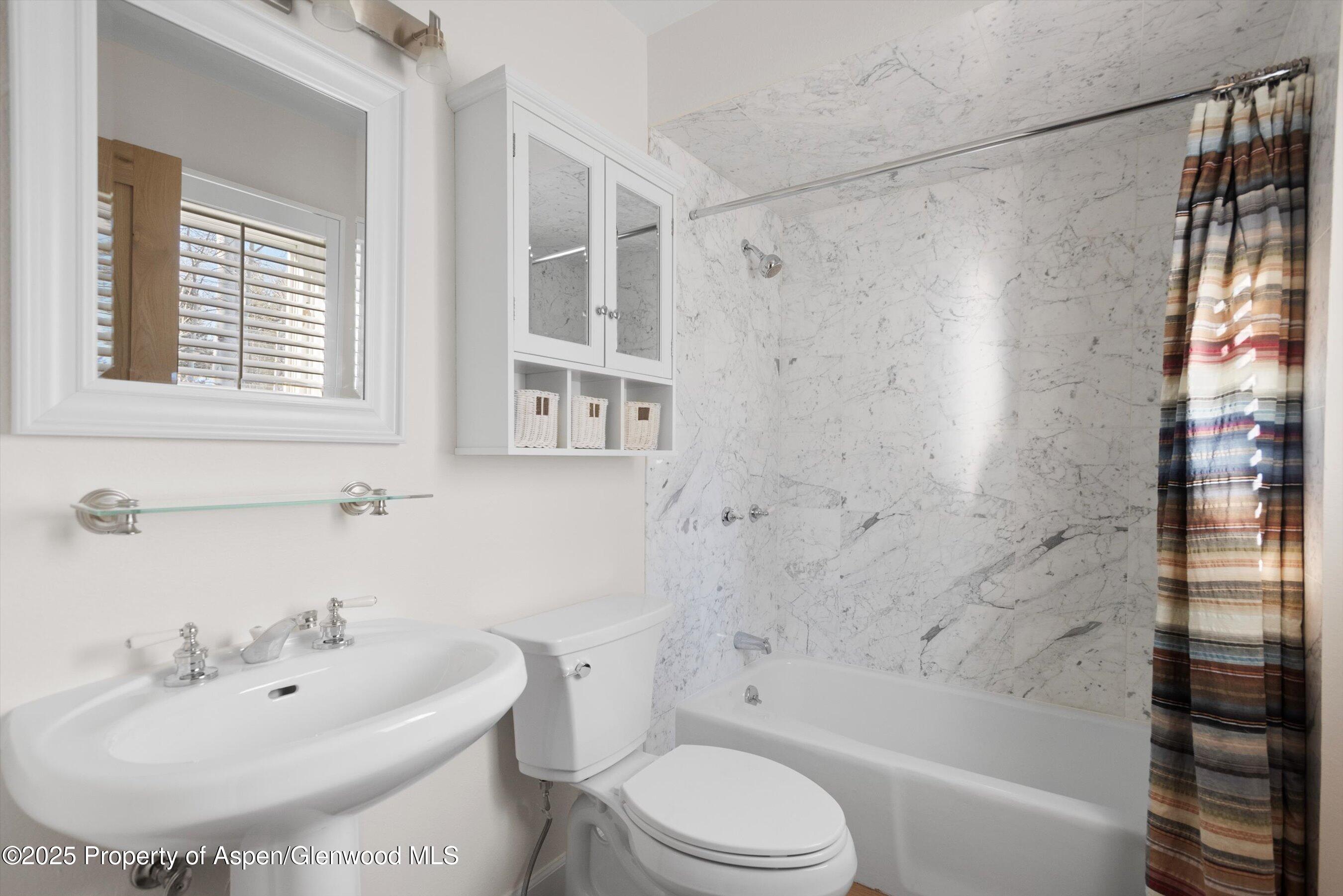18 Edgewood Lane Property Photo 26
