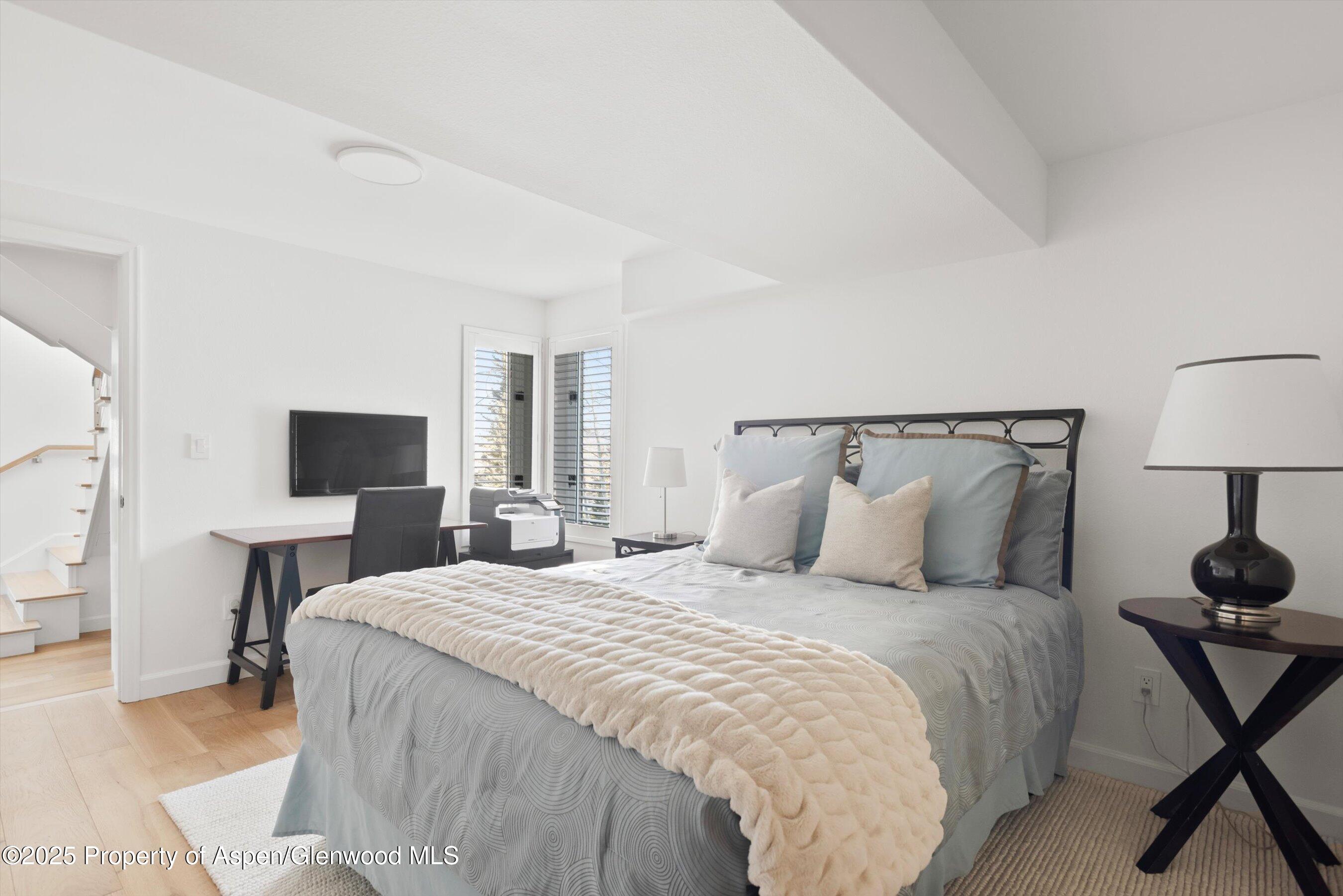 18 Edgewood Lane Property Photo 27