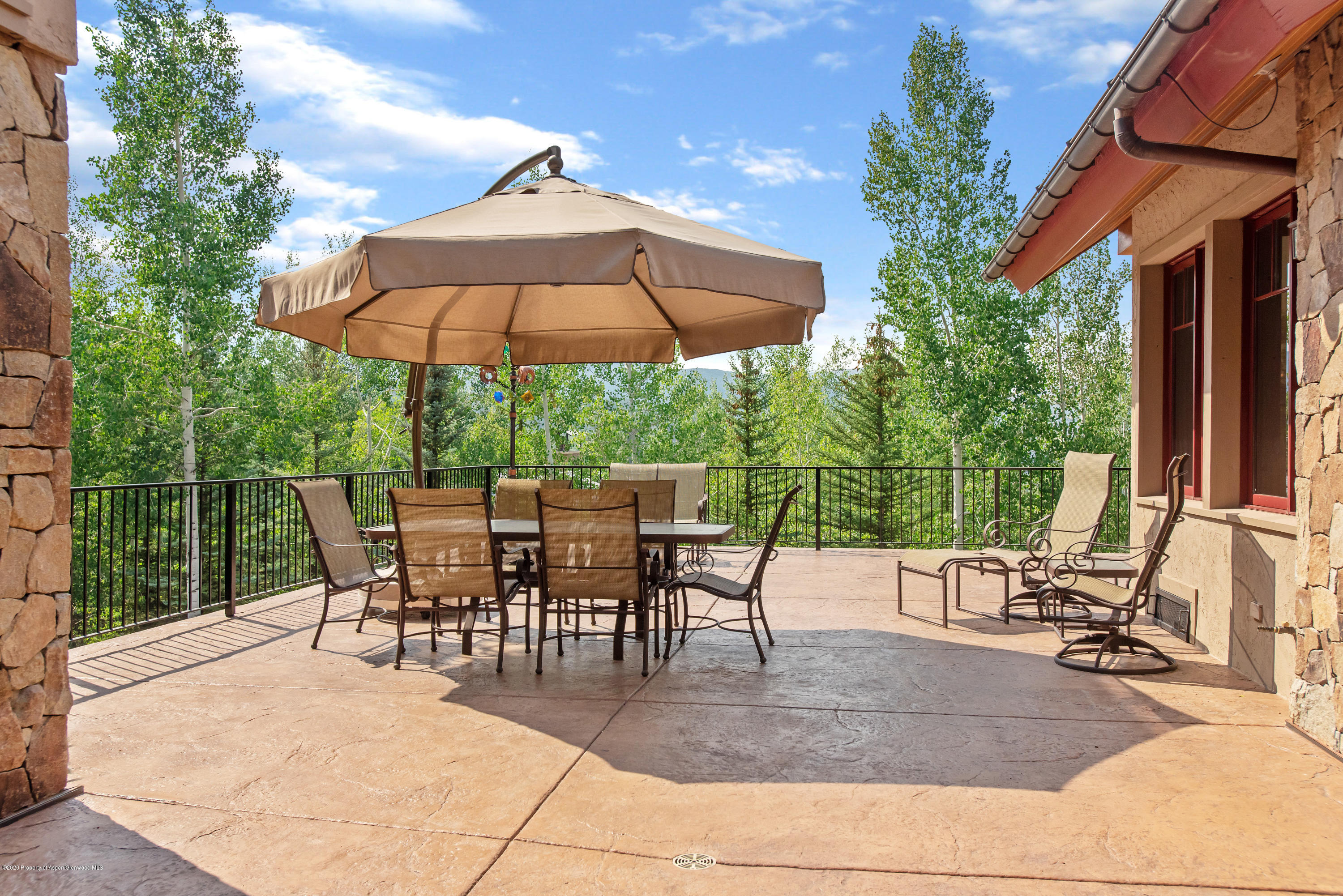 64 Spruce Ridge Lane Property Photo 32
