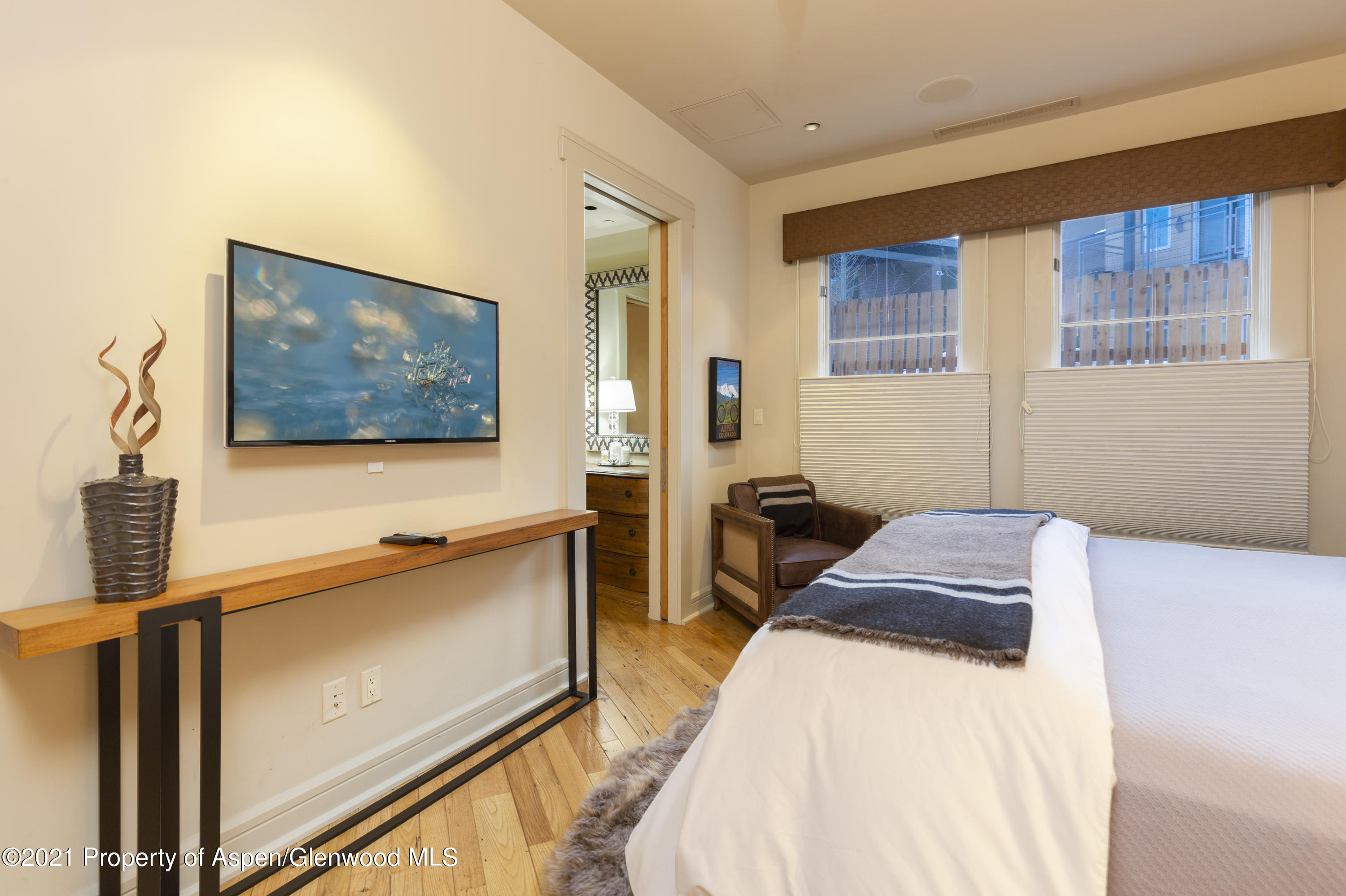 101 Founders Place, 202 Property Photo 6