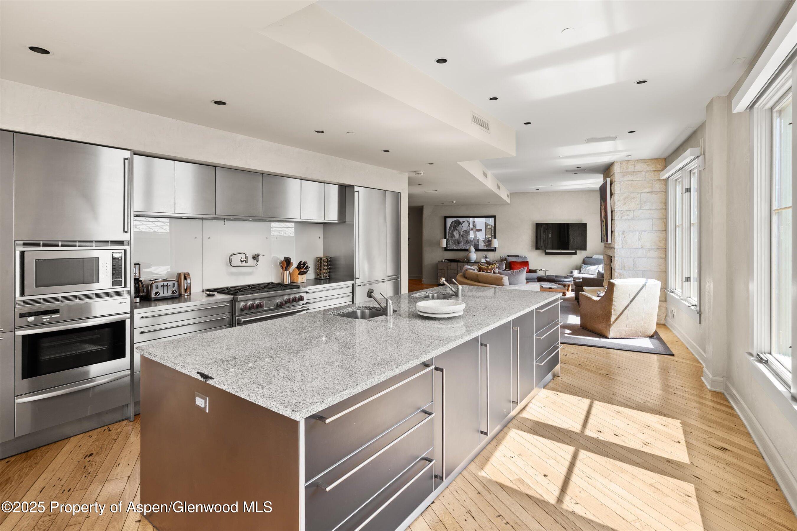 101 Founders Place, 202 Property Photo 19