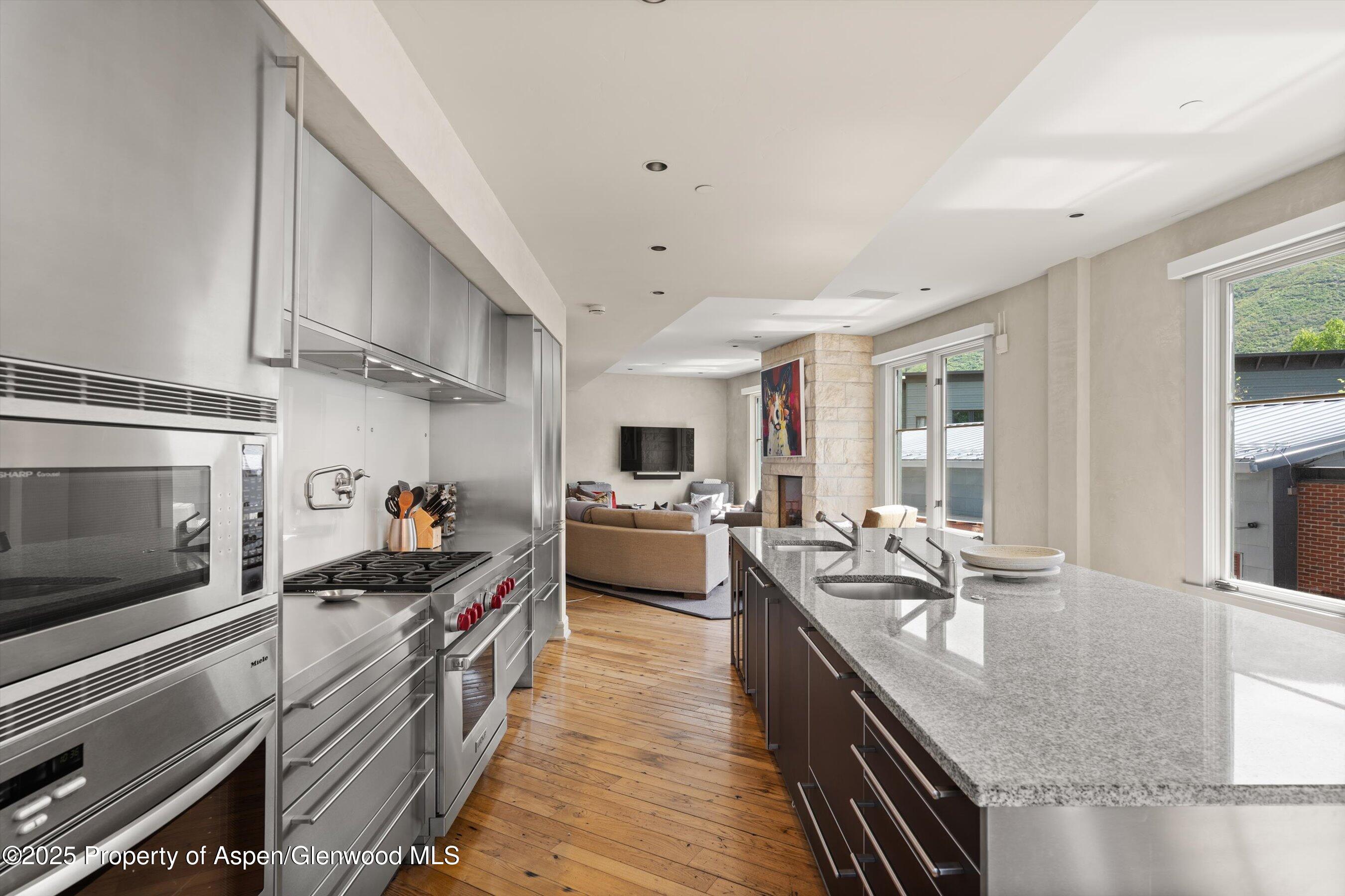 101 Founders Place, 202 Property Photo 21