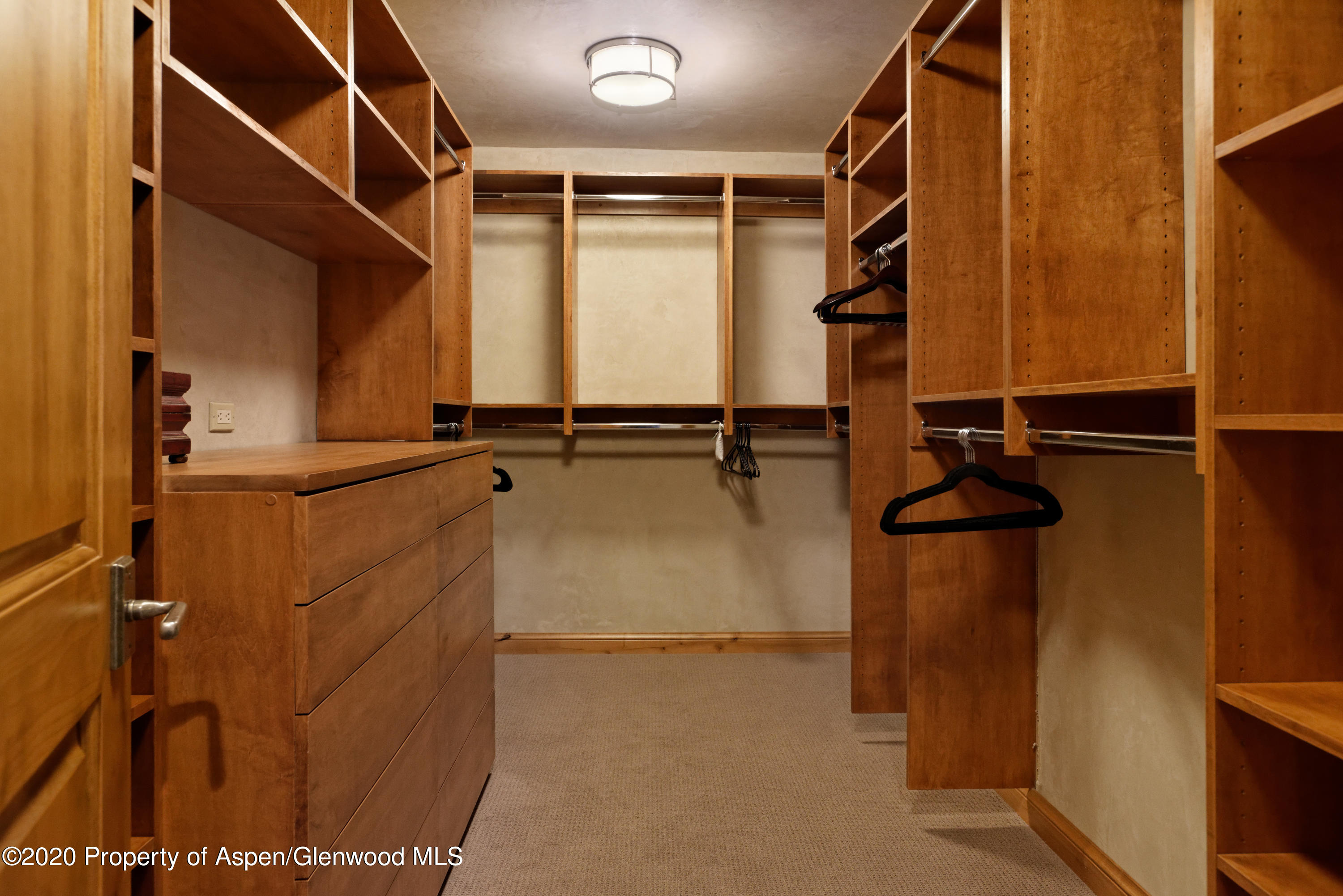 32 Prospector Road Property Photo 15