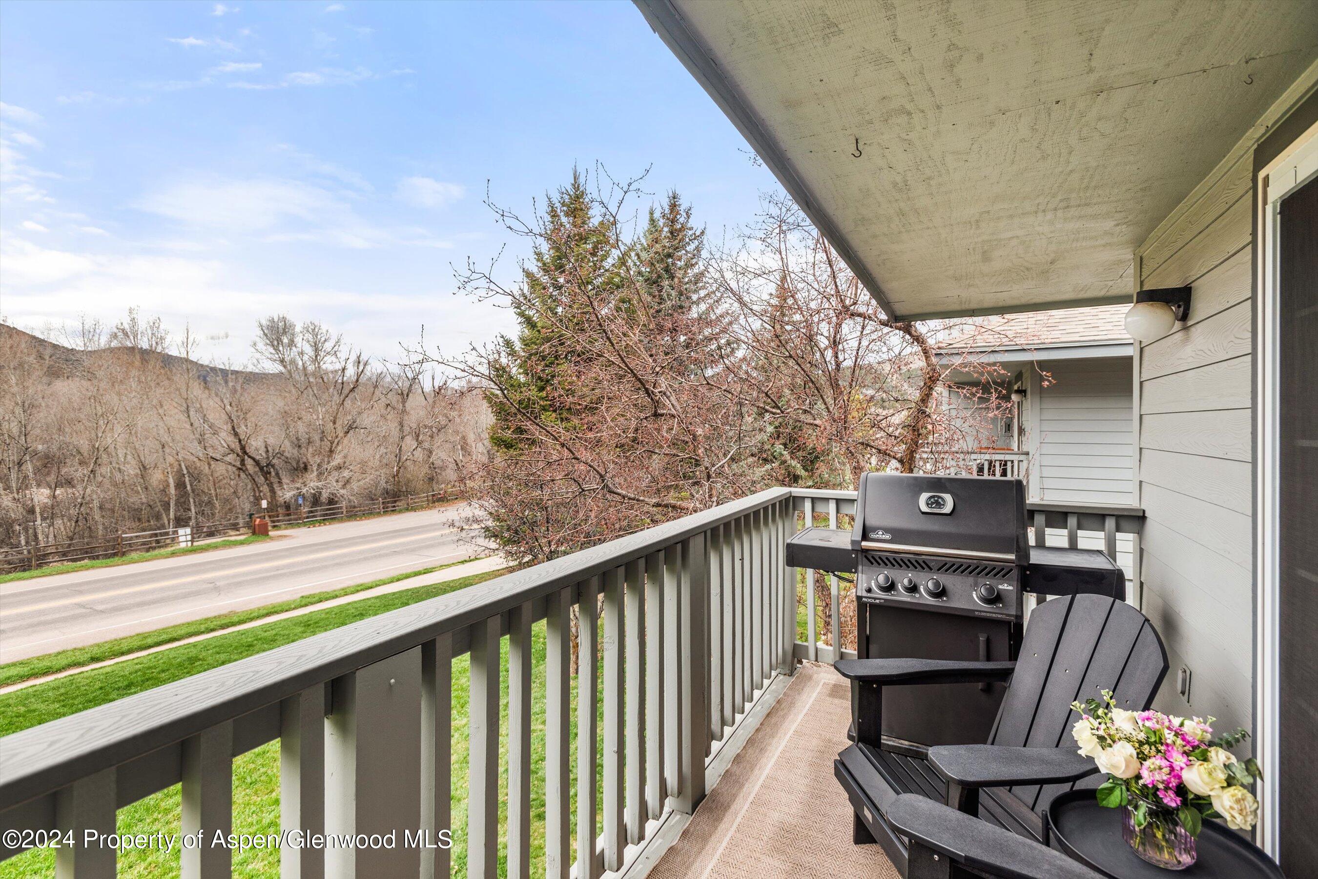 4202 Elk Lane Property Photo 13