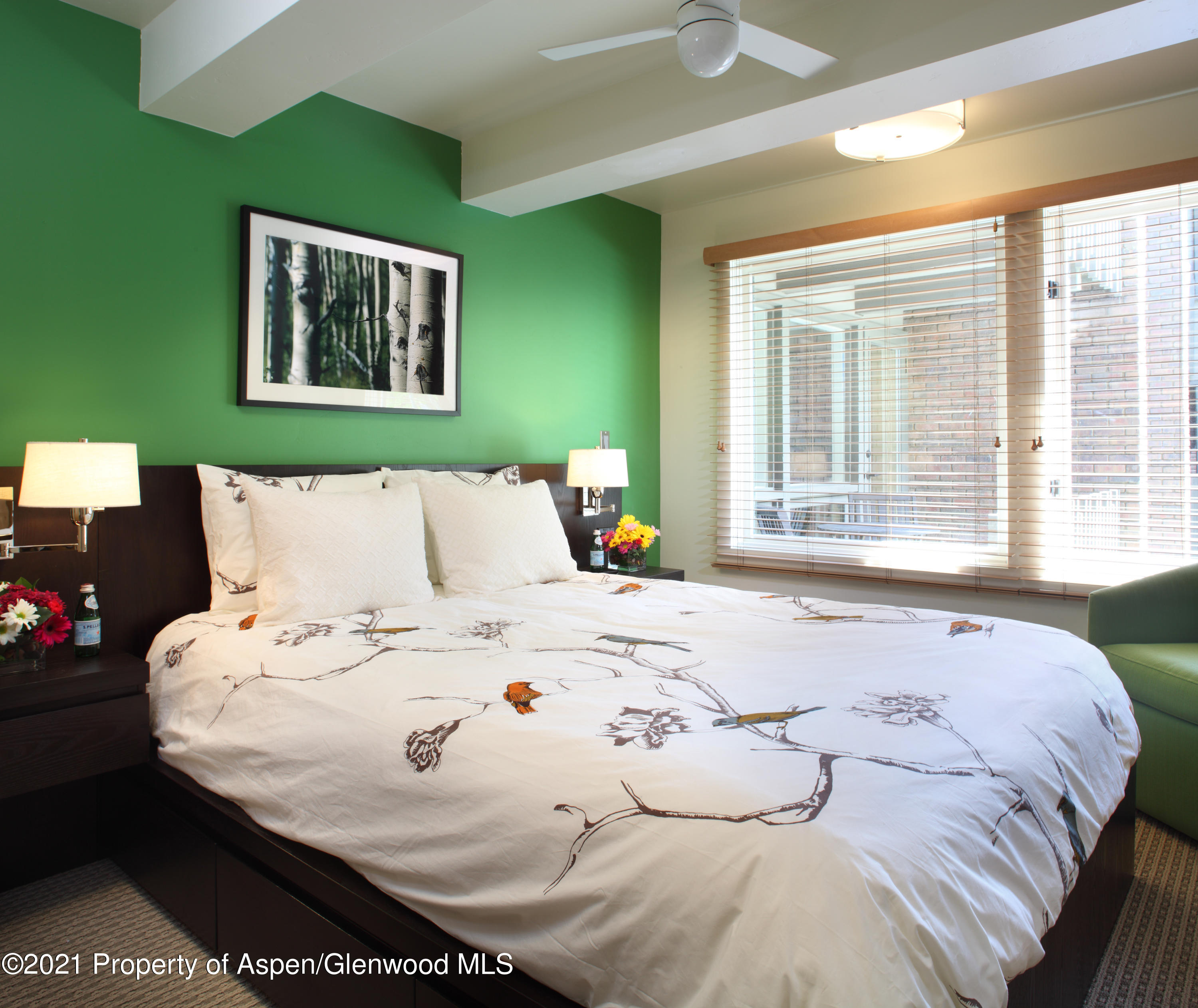 124 W Hyman Avenue, 2c Property Photo 8