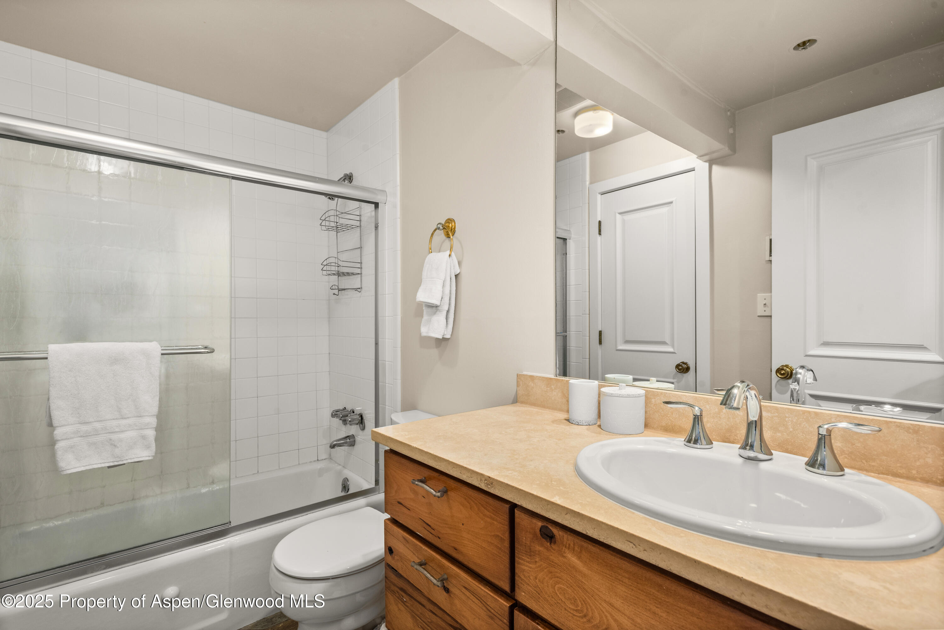 900 E Durant Avenue B-105 Property Photo 13