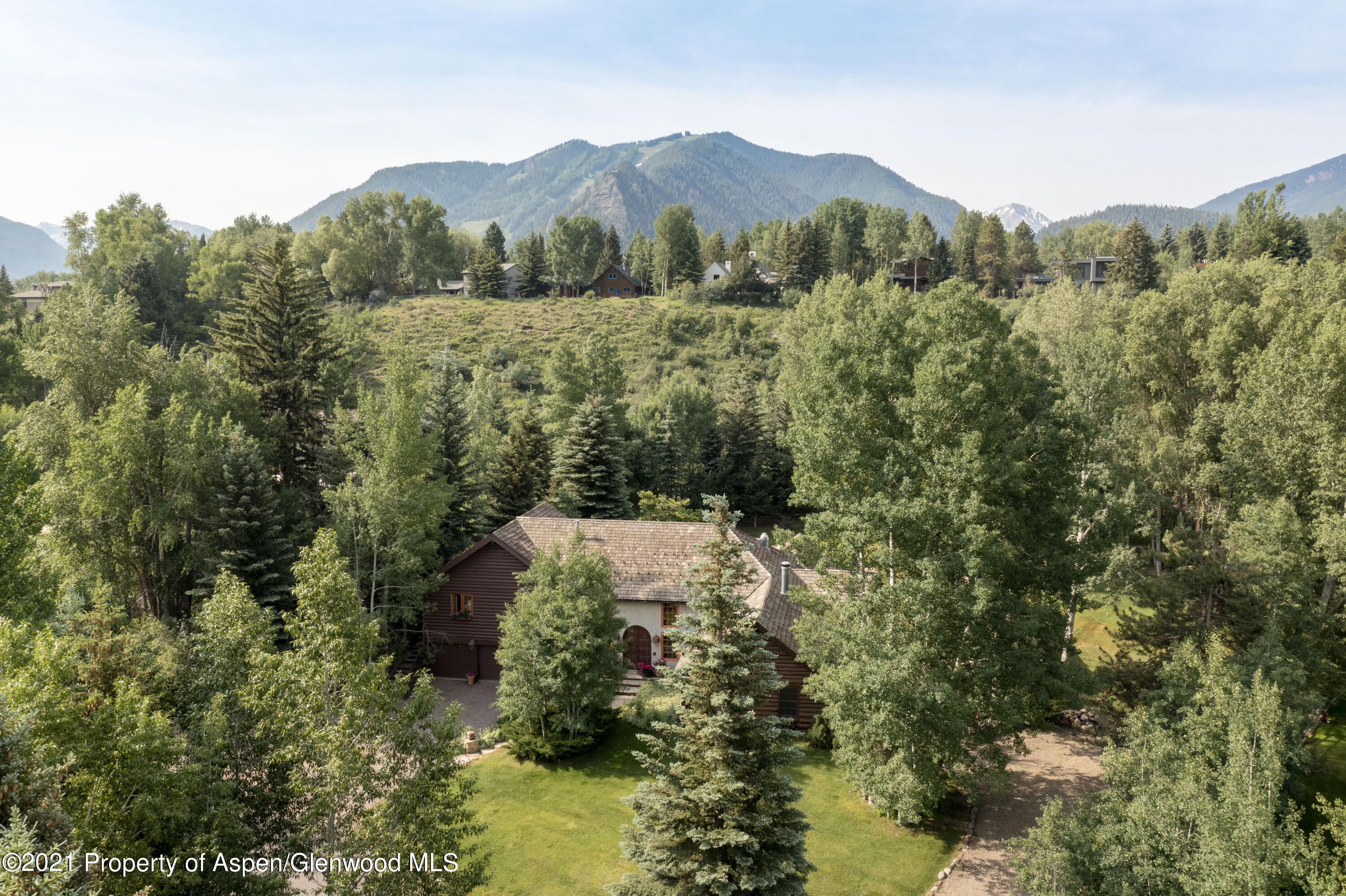 1305 Red Butte Drive Property Photo 1