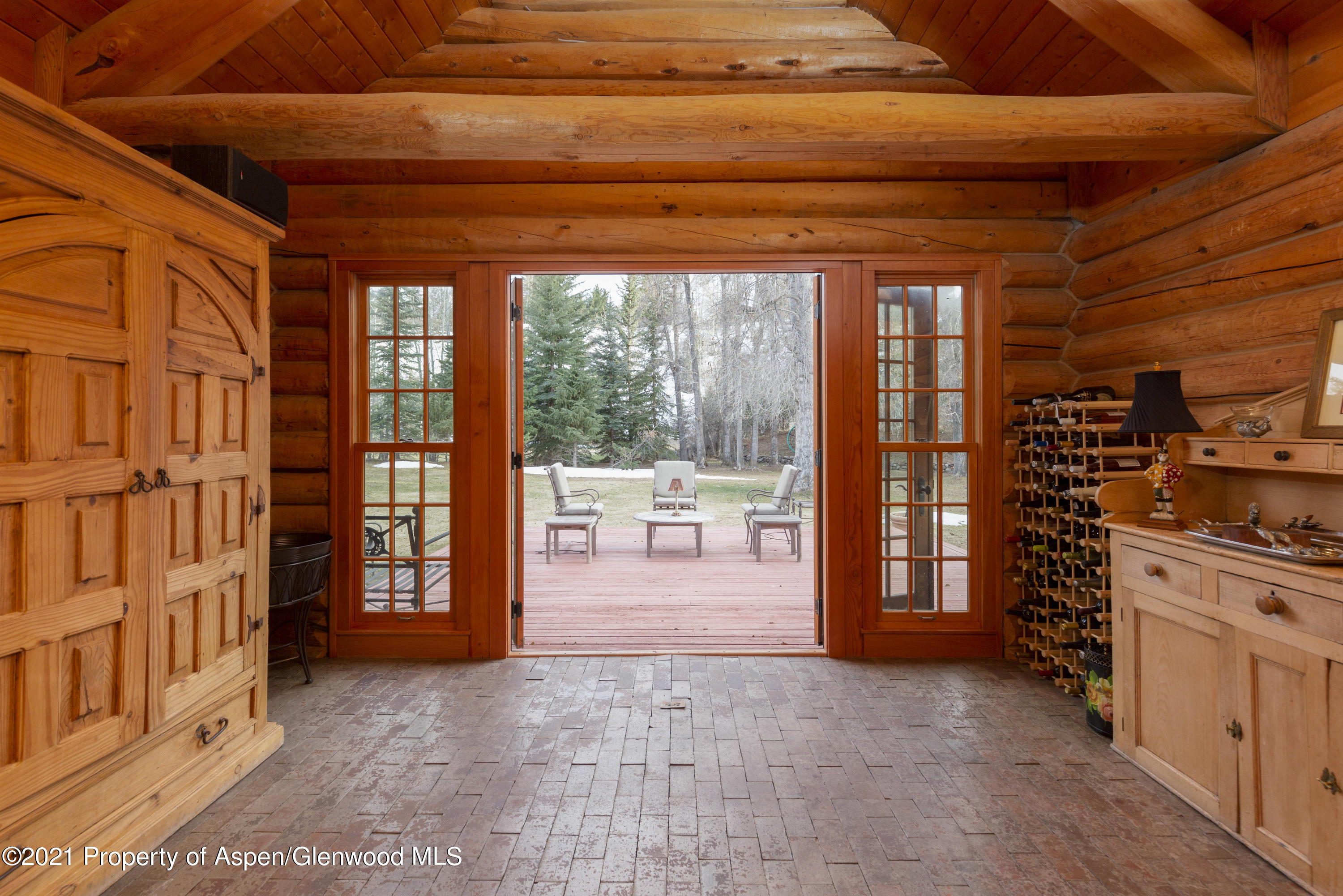 1305 Red Butte Drive Property Photo 11
