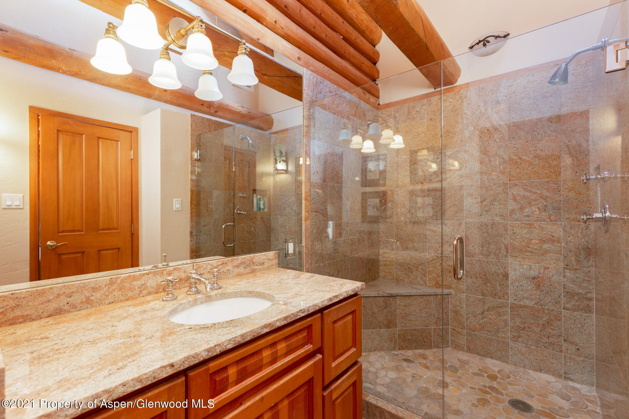 1305 Red Butte Drive Property Photo 17