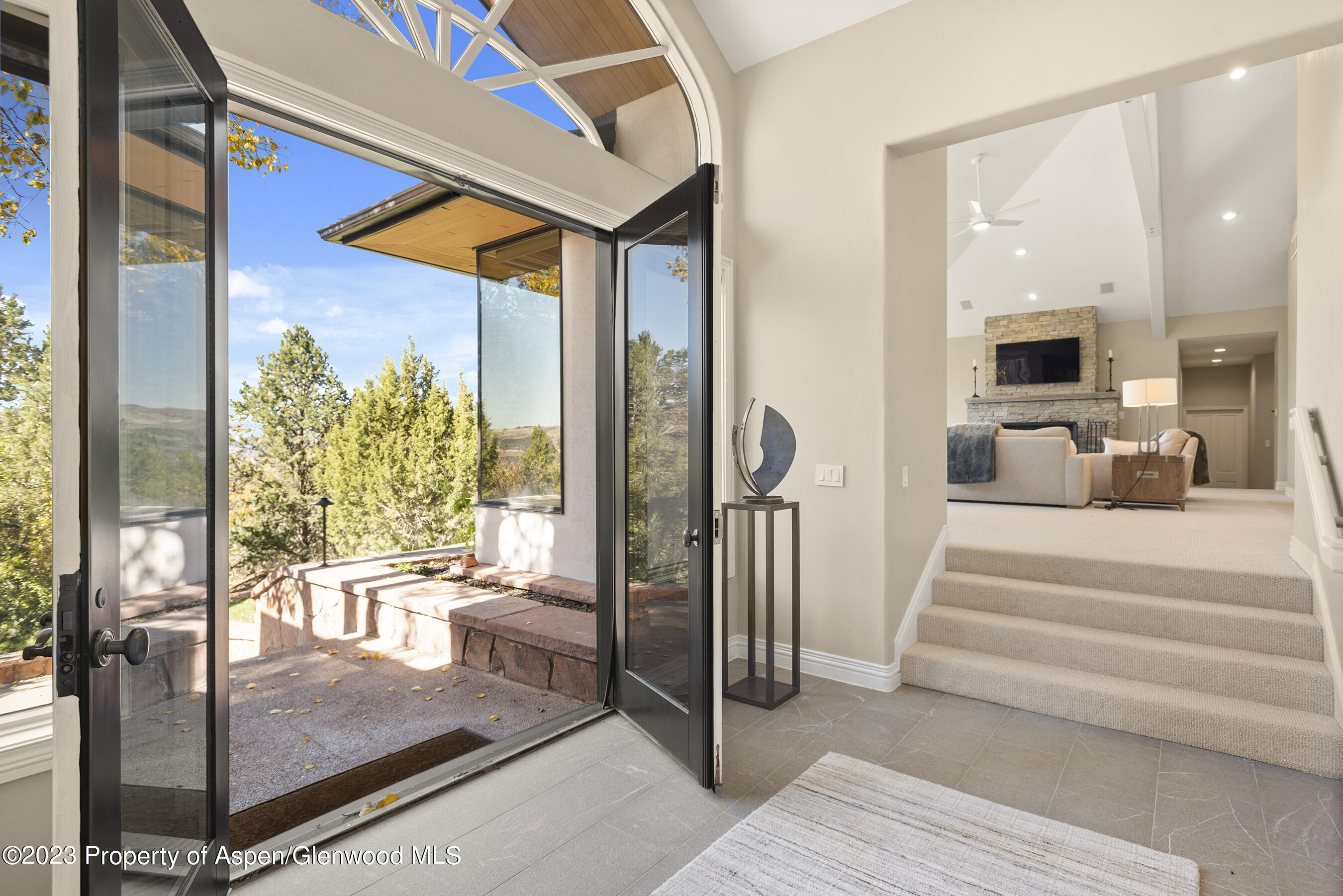 571 Booth Lane Property Photo 13