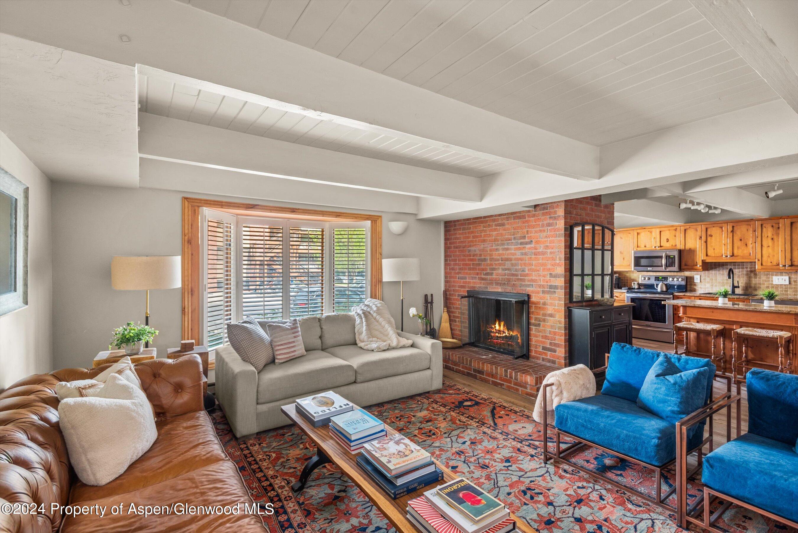 901 E Hyman Avenue, 1 Property Photo
