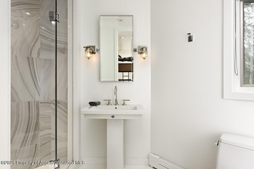 546 Edgewood Lane Property Photo 44
