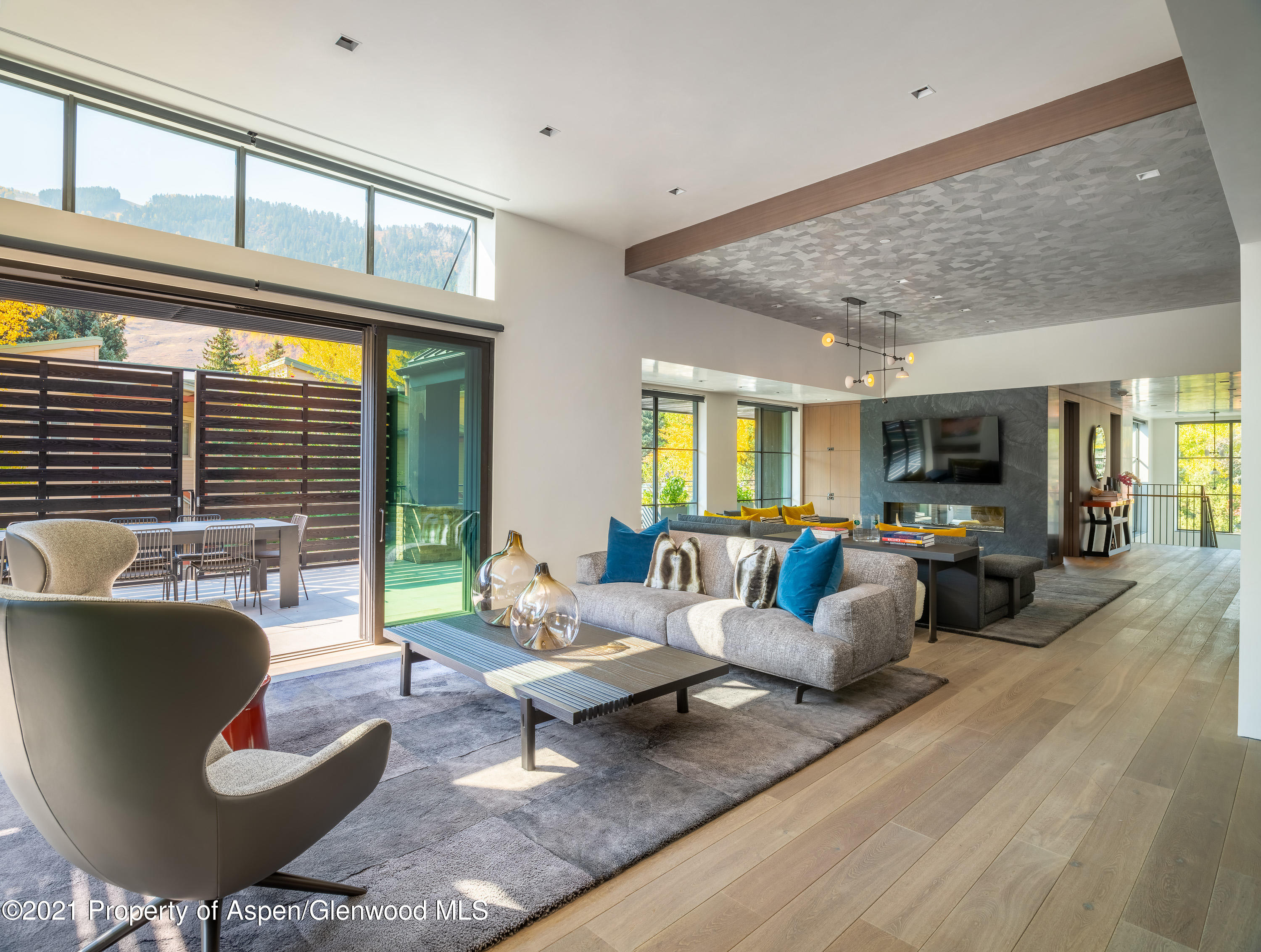200 S Aspen Street Property Photo 27