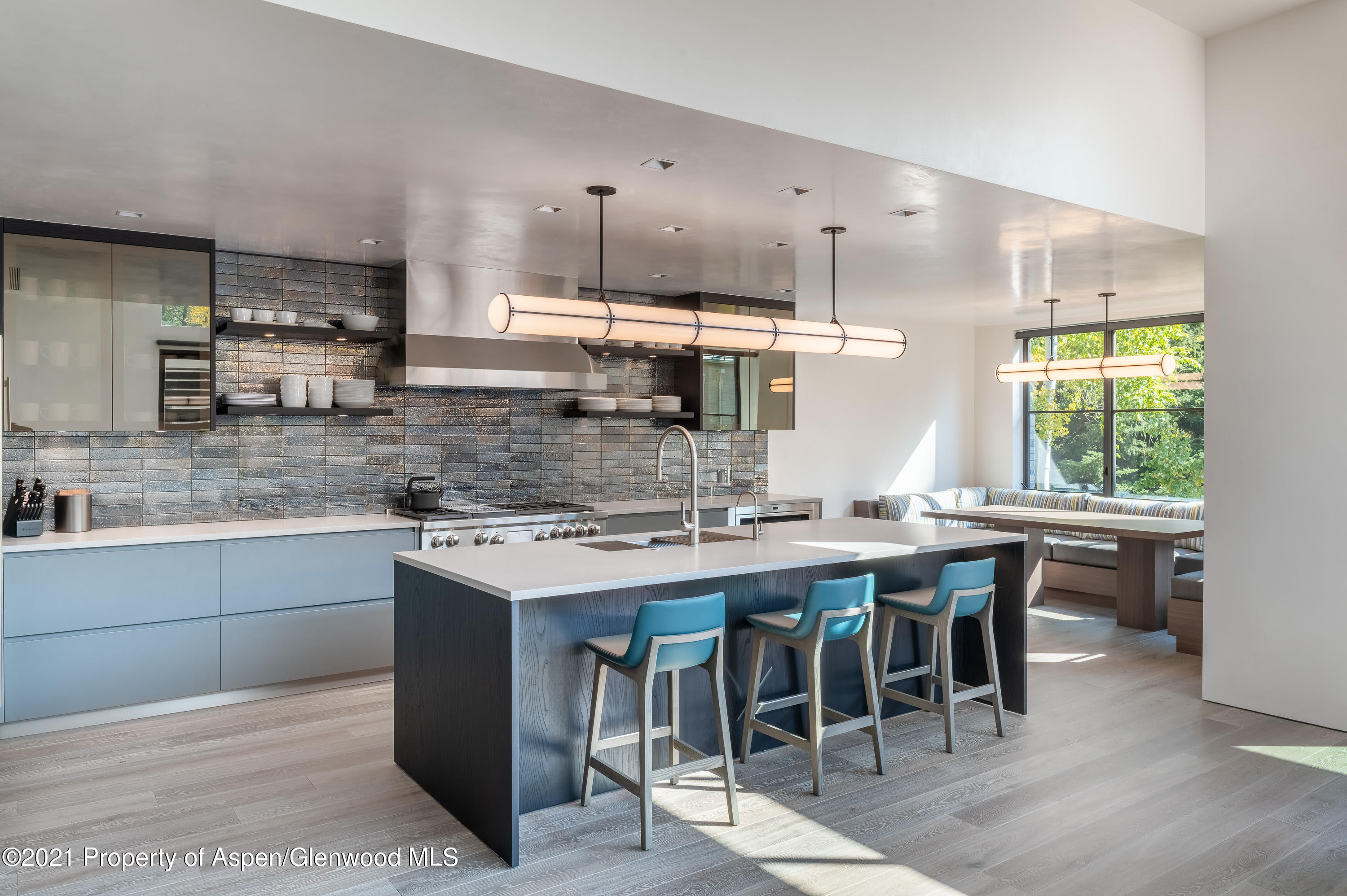 200 S Aspen Street Property Photo 29
