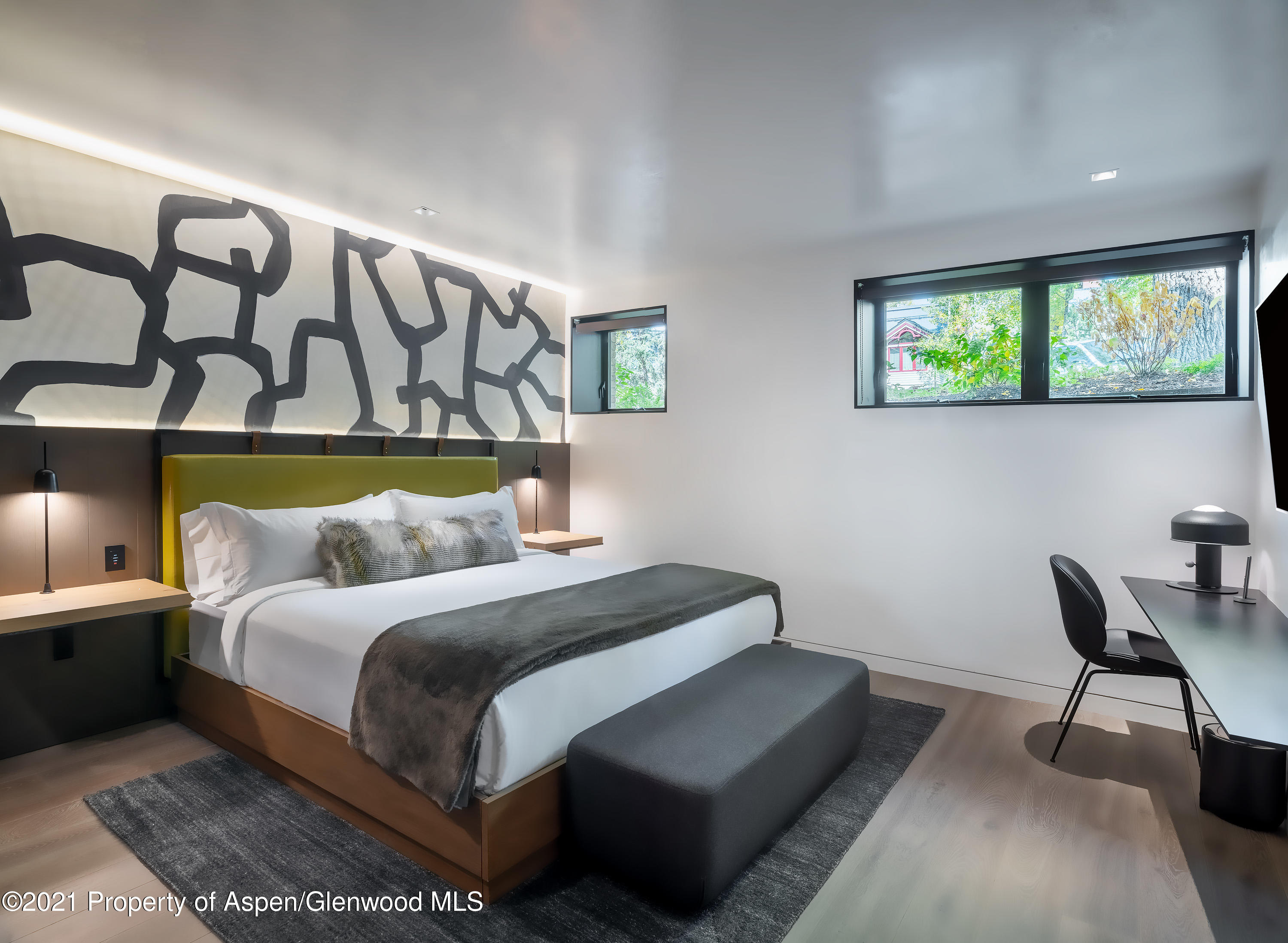 200 S Aspen Street Property Photo 45