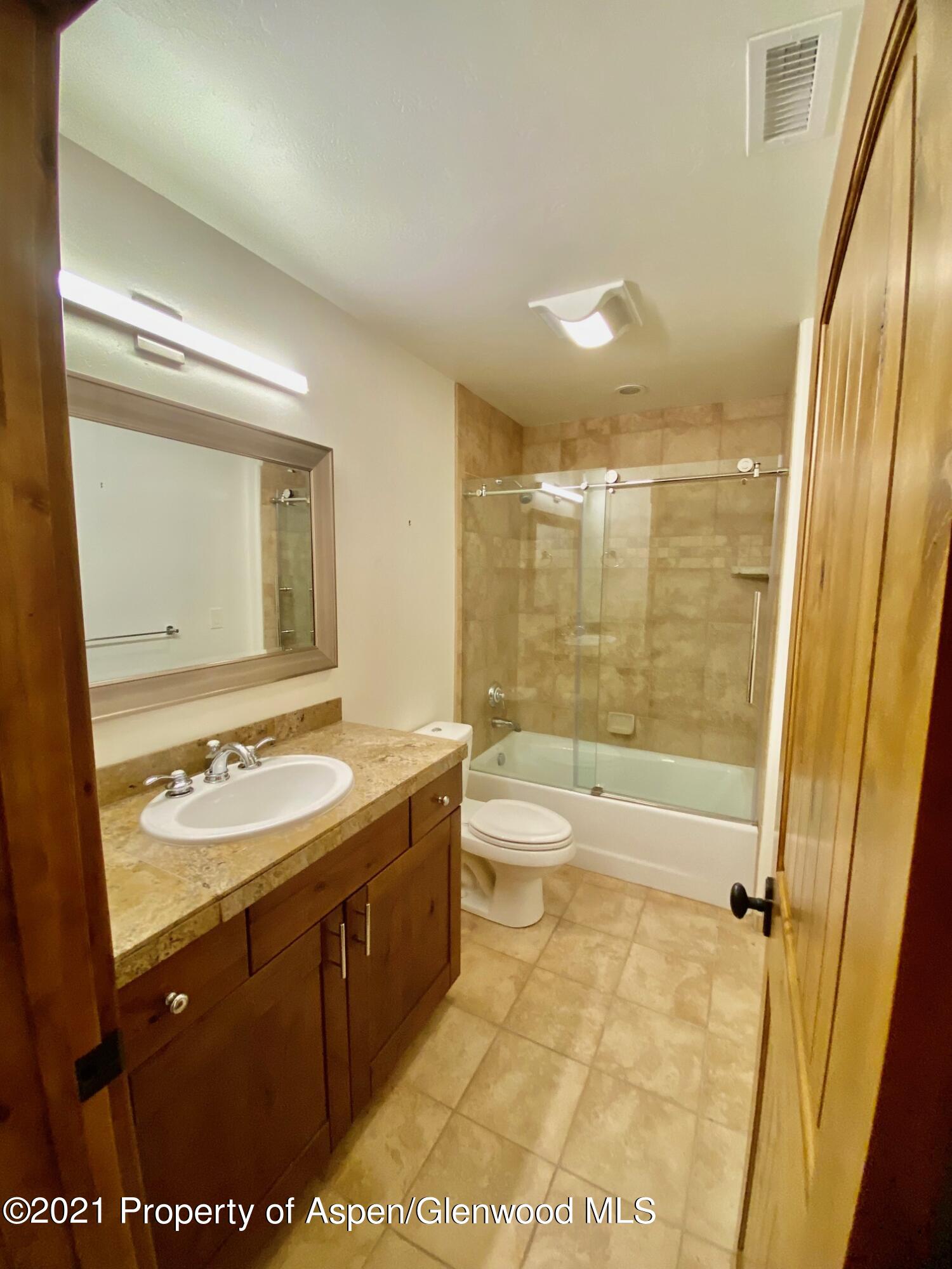 142 Juniper Trail Property Photo 33