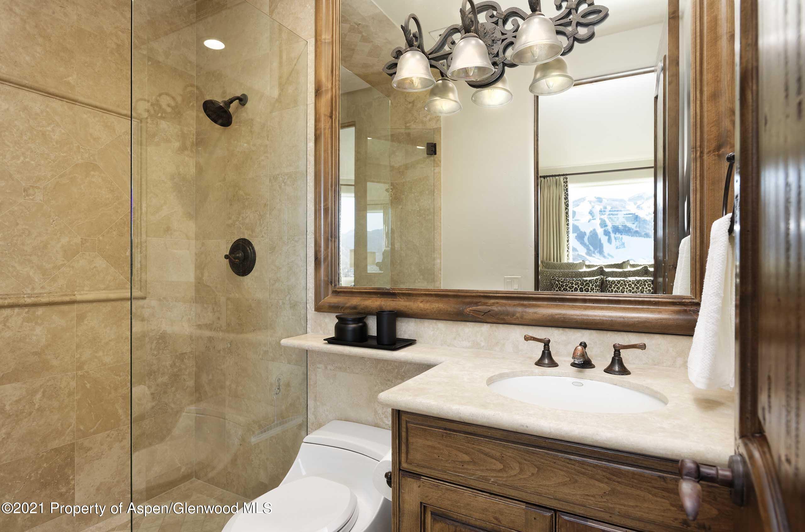 476 Wrights Road Property Photo 15